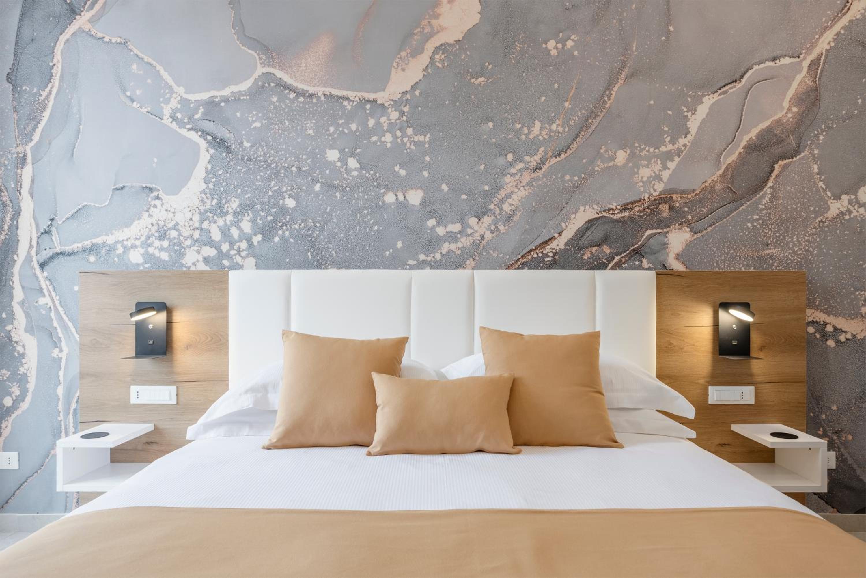 Julia's Boutique Rooms