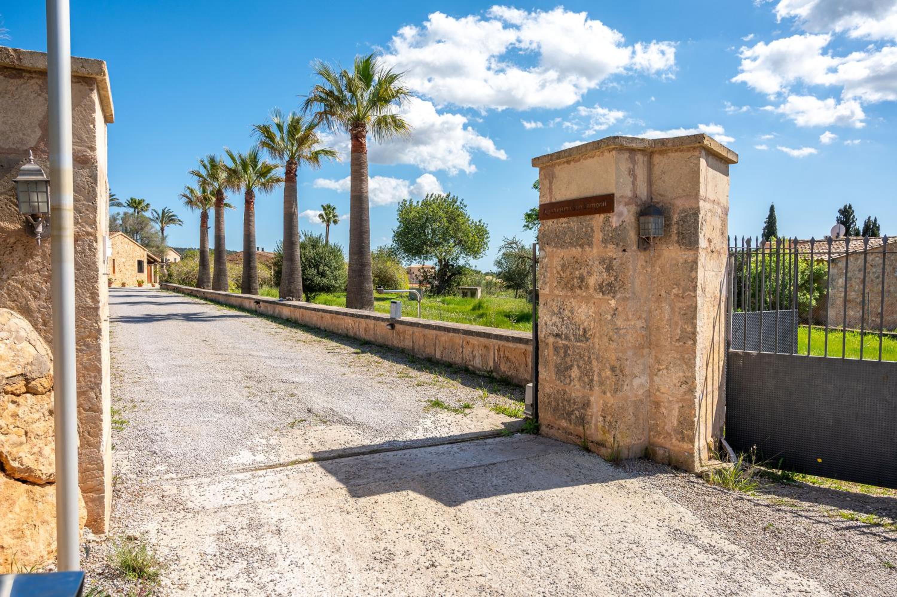 Agroturismo son Sampoli by MHR