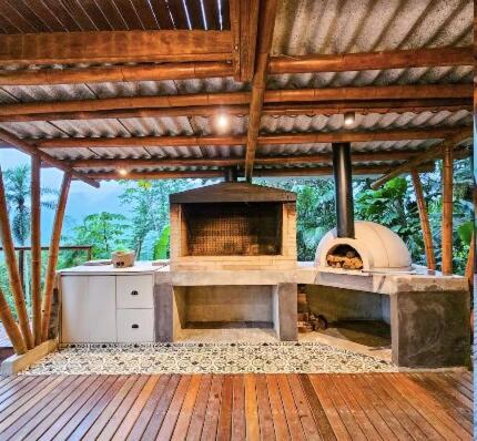 Casa Yamandu, Biocasa in the forest, beautiful waterfall
