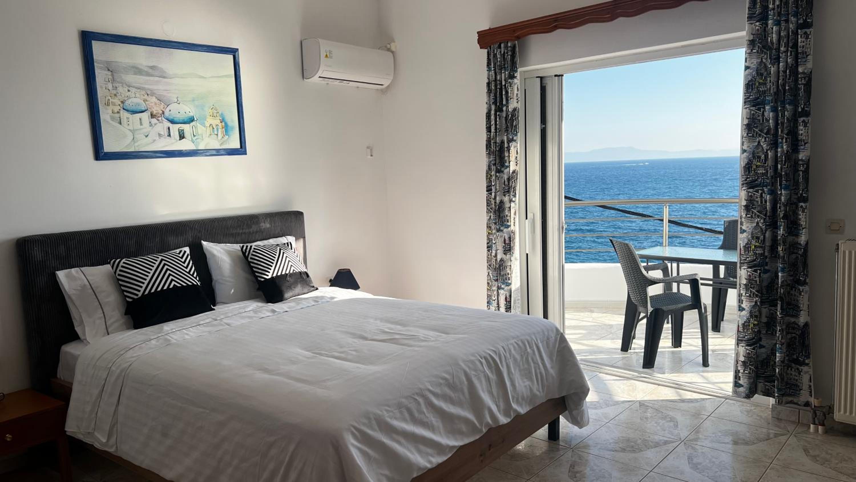 Avlakia Sunrise Haven Studios