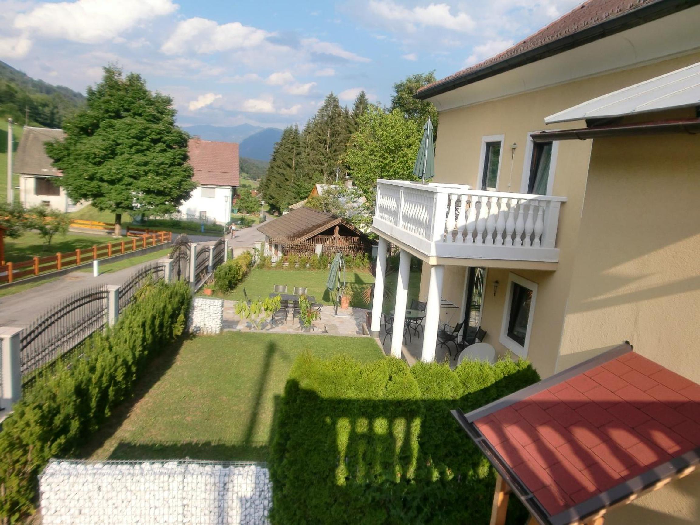 Garten- & Loggia-Appartement HERRENHAUS