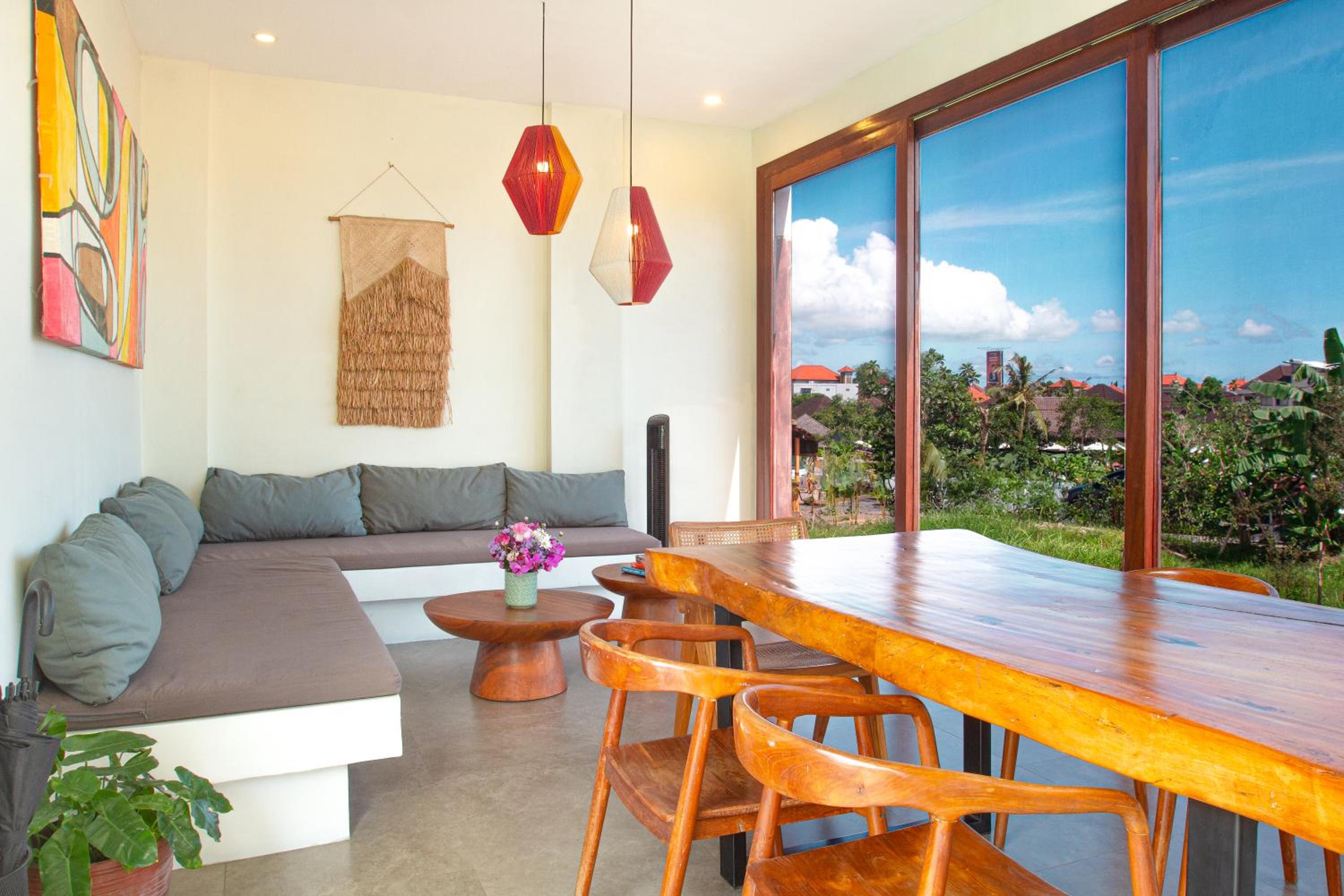 Villa Melko Stylish 4BR Villa with Pool & Rooftop Lounge