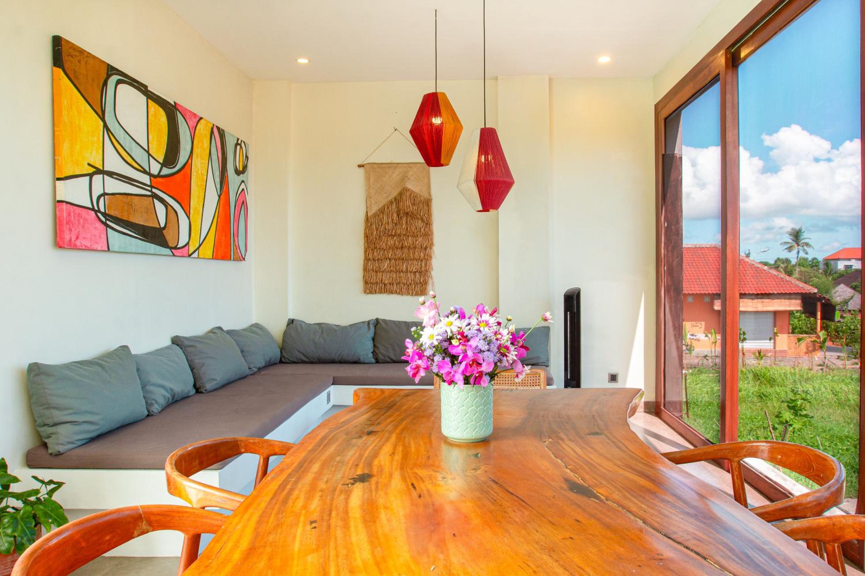 Villa Melko Stylish 4BR Villa with Pool & Rooftop Lounge