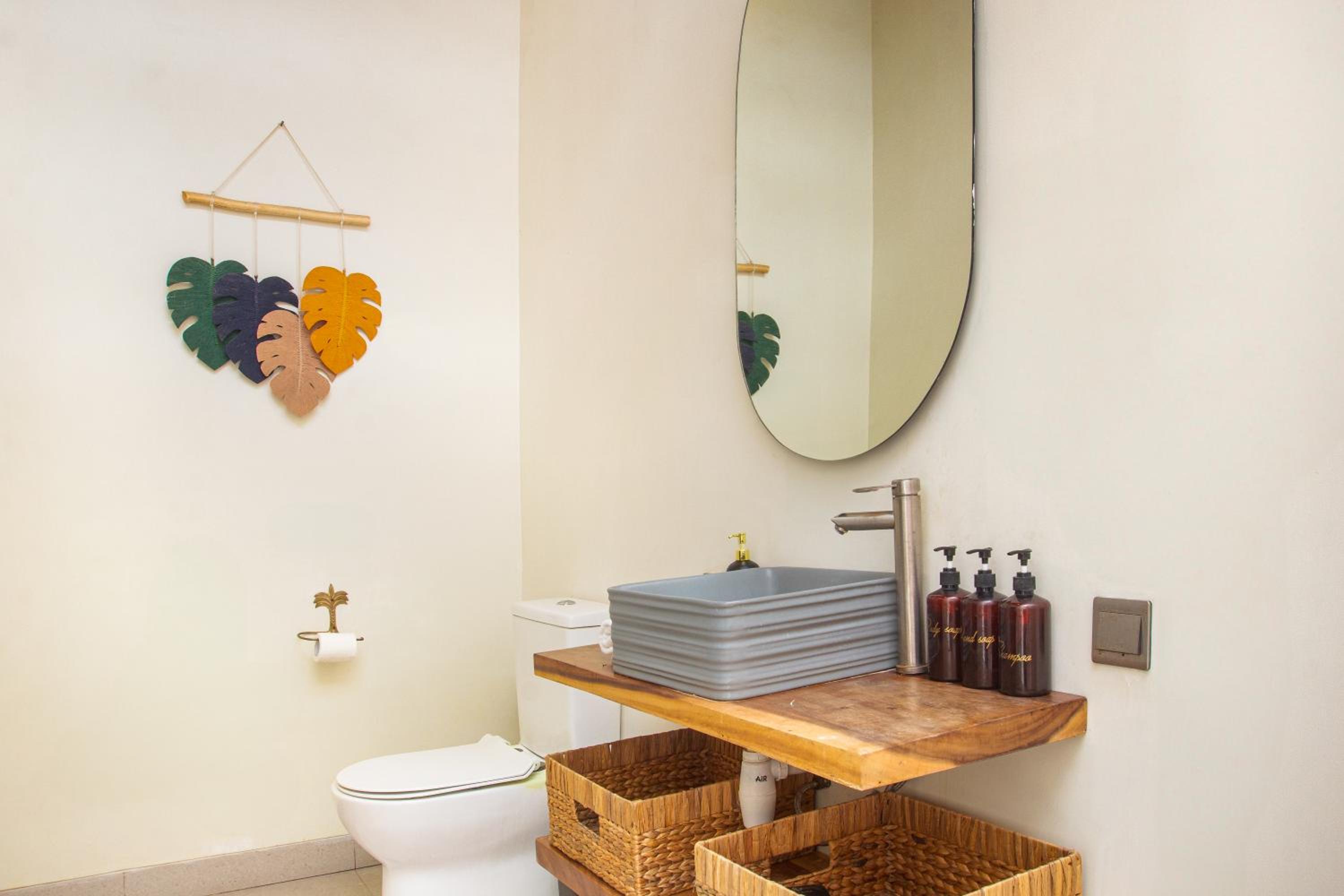 Villa Melko Stylish 4BR Villa with Pool & Rooftop Lounge