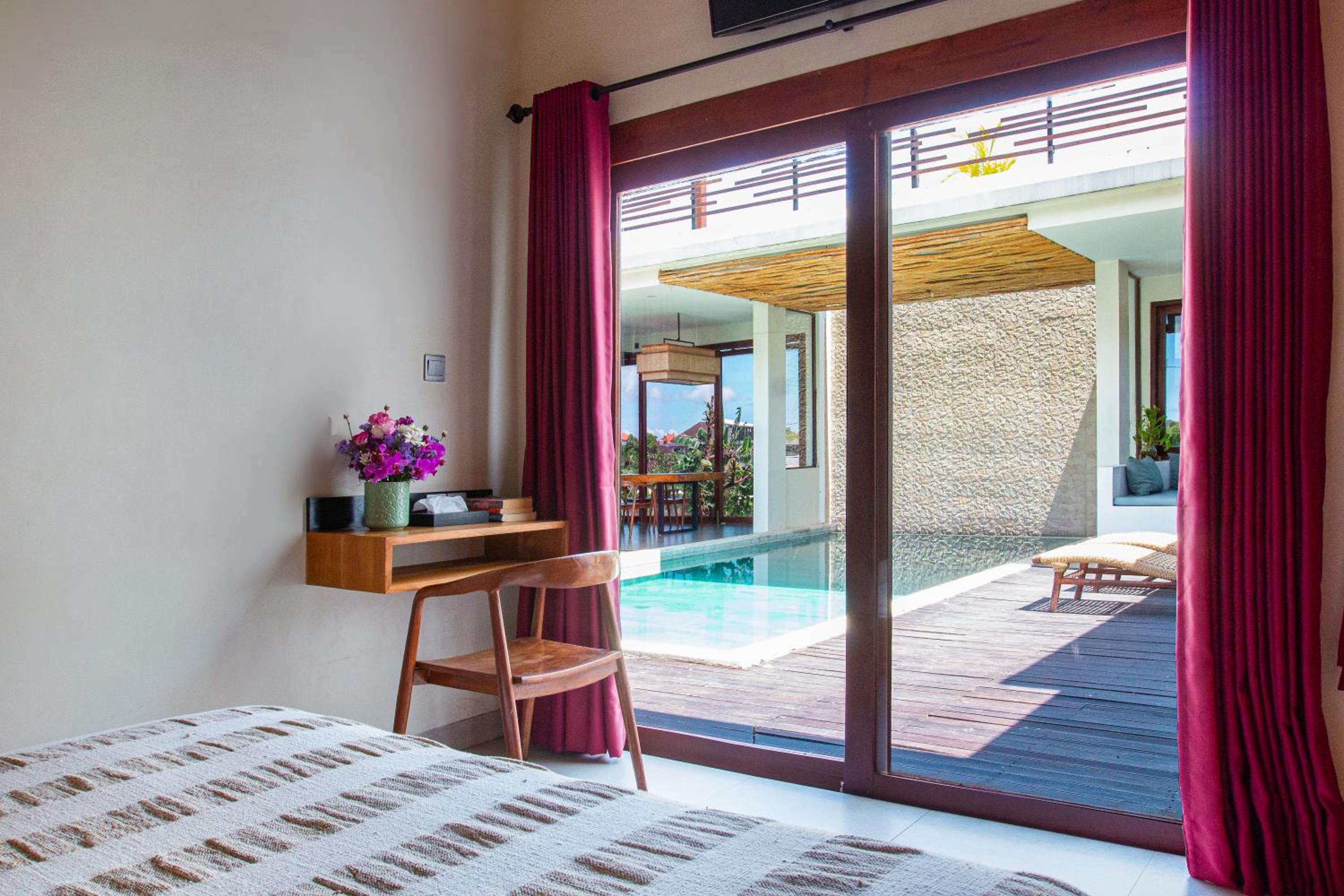 Villa Melko Stylish 4BR Villa with Pool & Rooftop Lounge