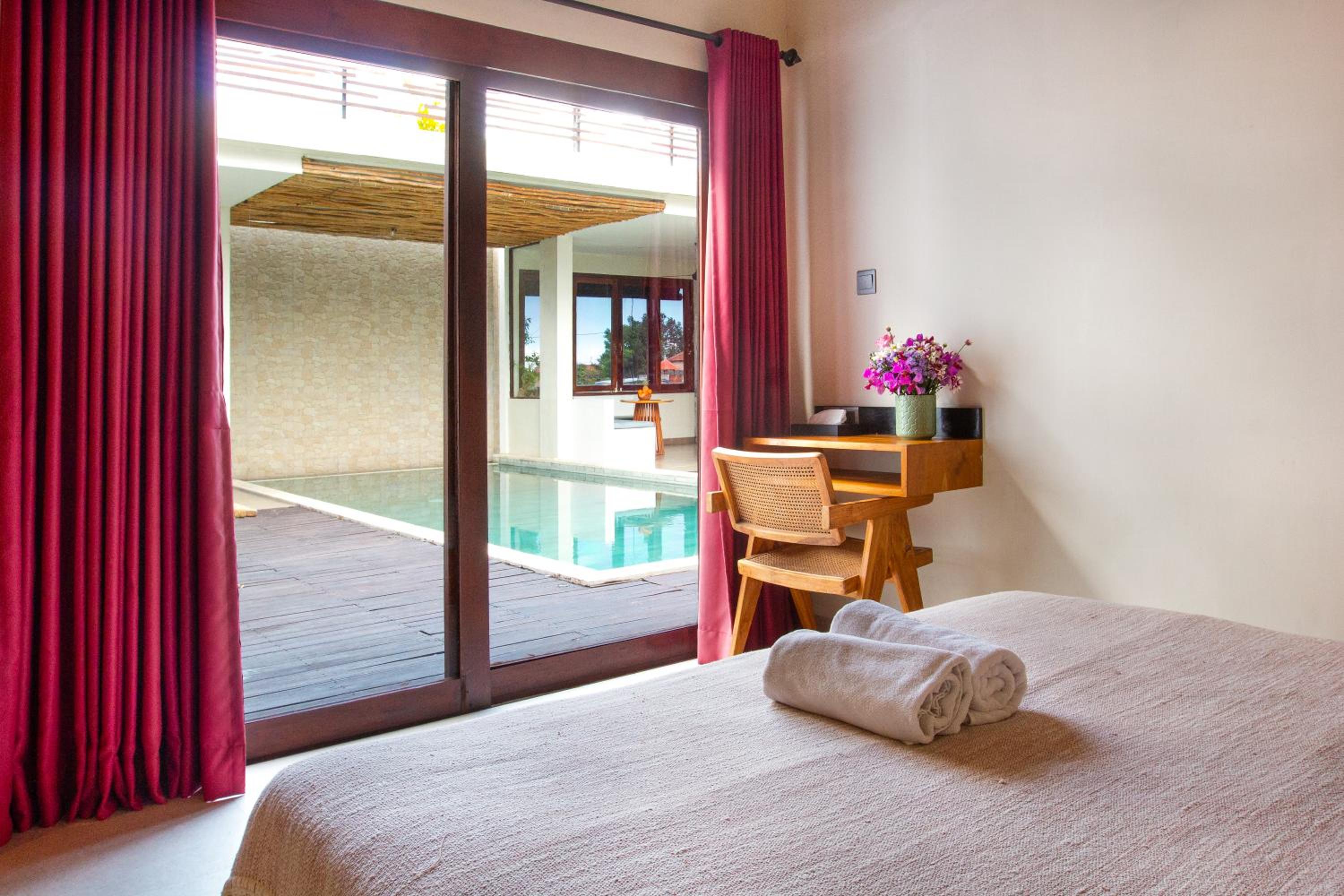 Villa Melko Stylish 4BR Villa with Pool & Rooftop Lounge