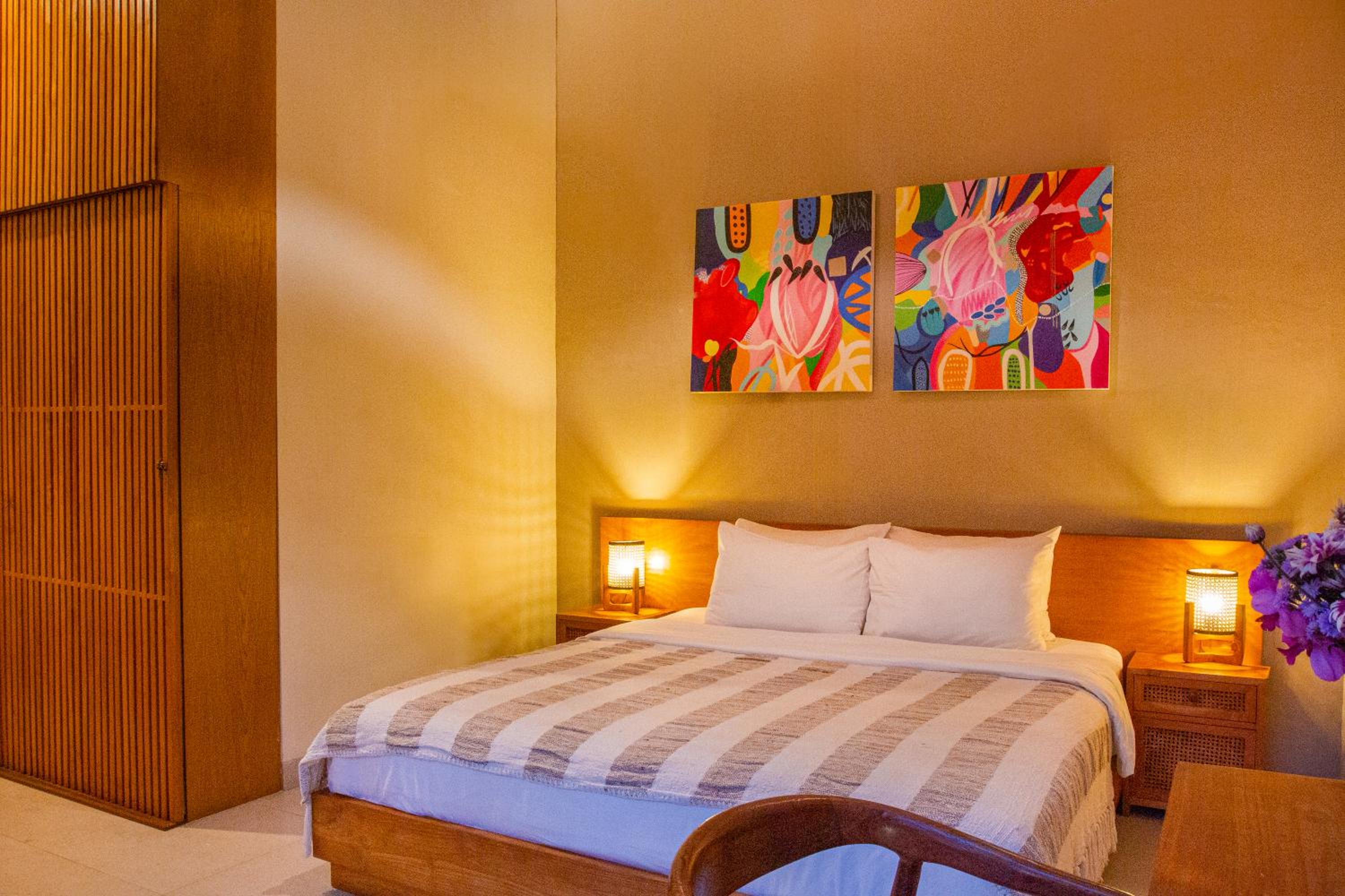 Villa Melko Stylish 4BR Villa with Pool & Rooftop Lounge