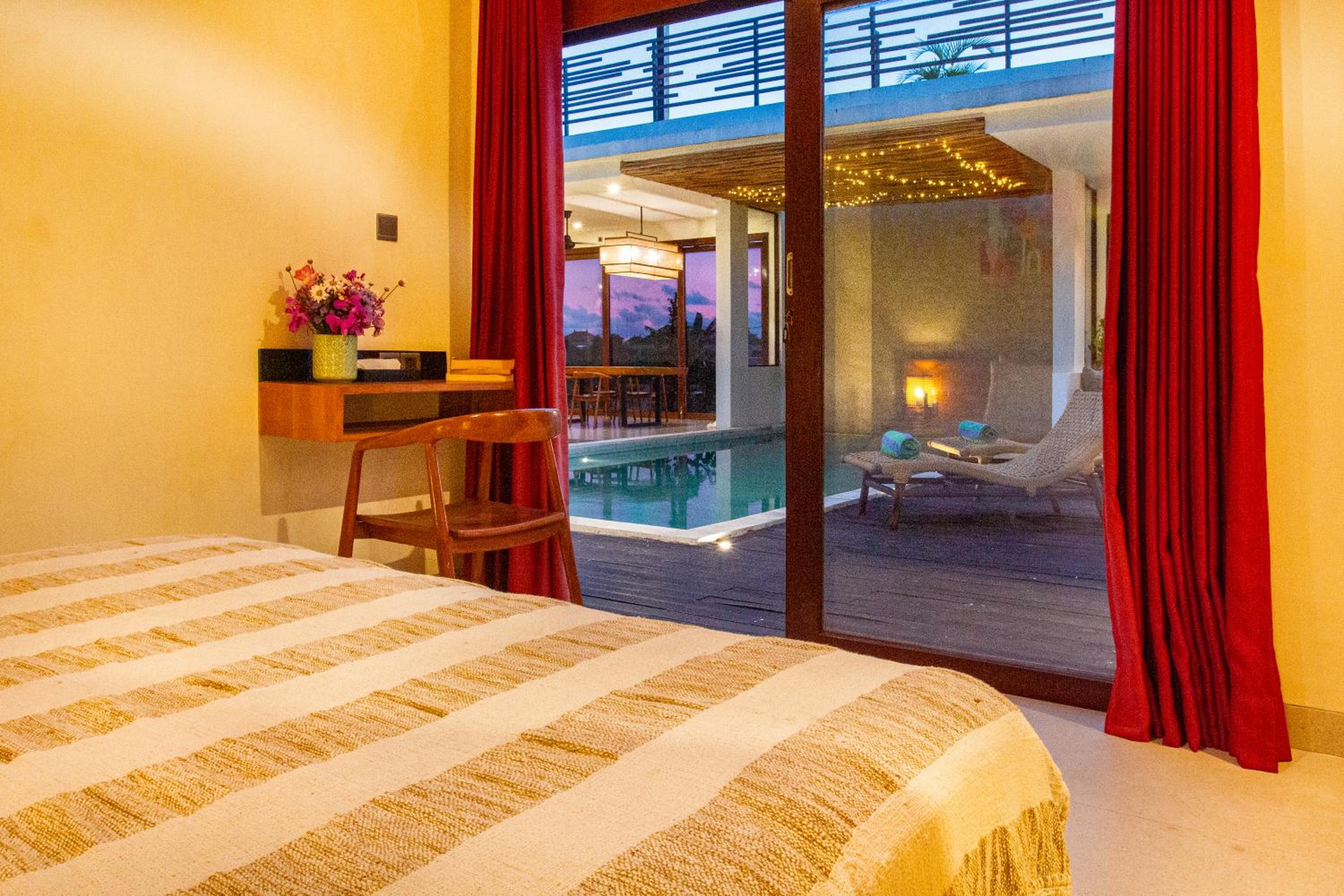 Villa Melko Stylish 4BR Villa with Pool & Rooftop Lounge