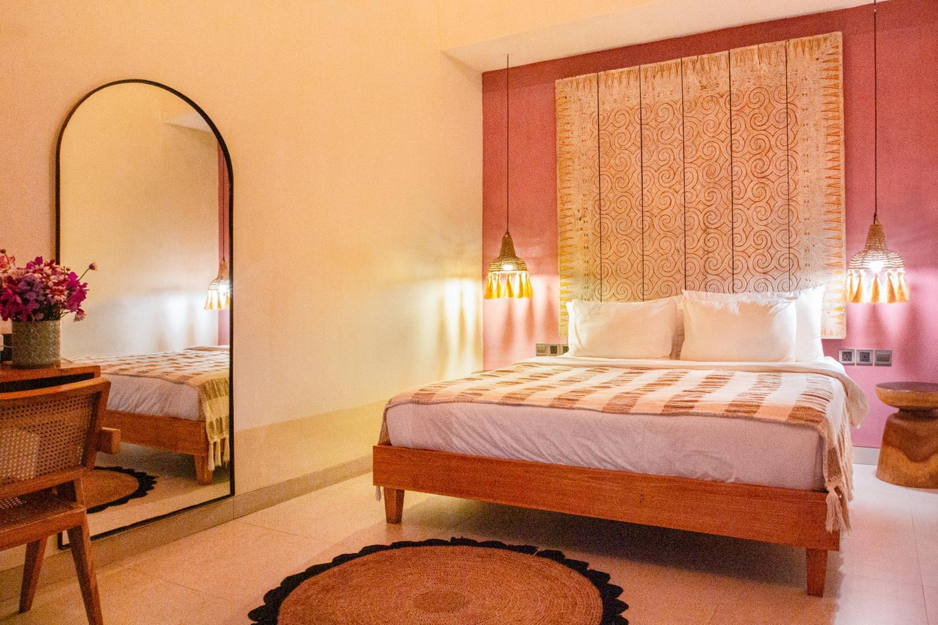 Villa Melko Stylish 4BR Villa with Pool & Rooftop Lounge