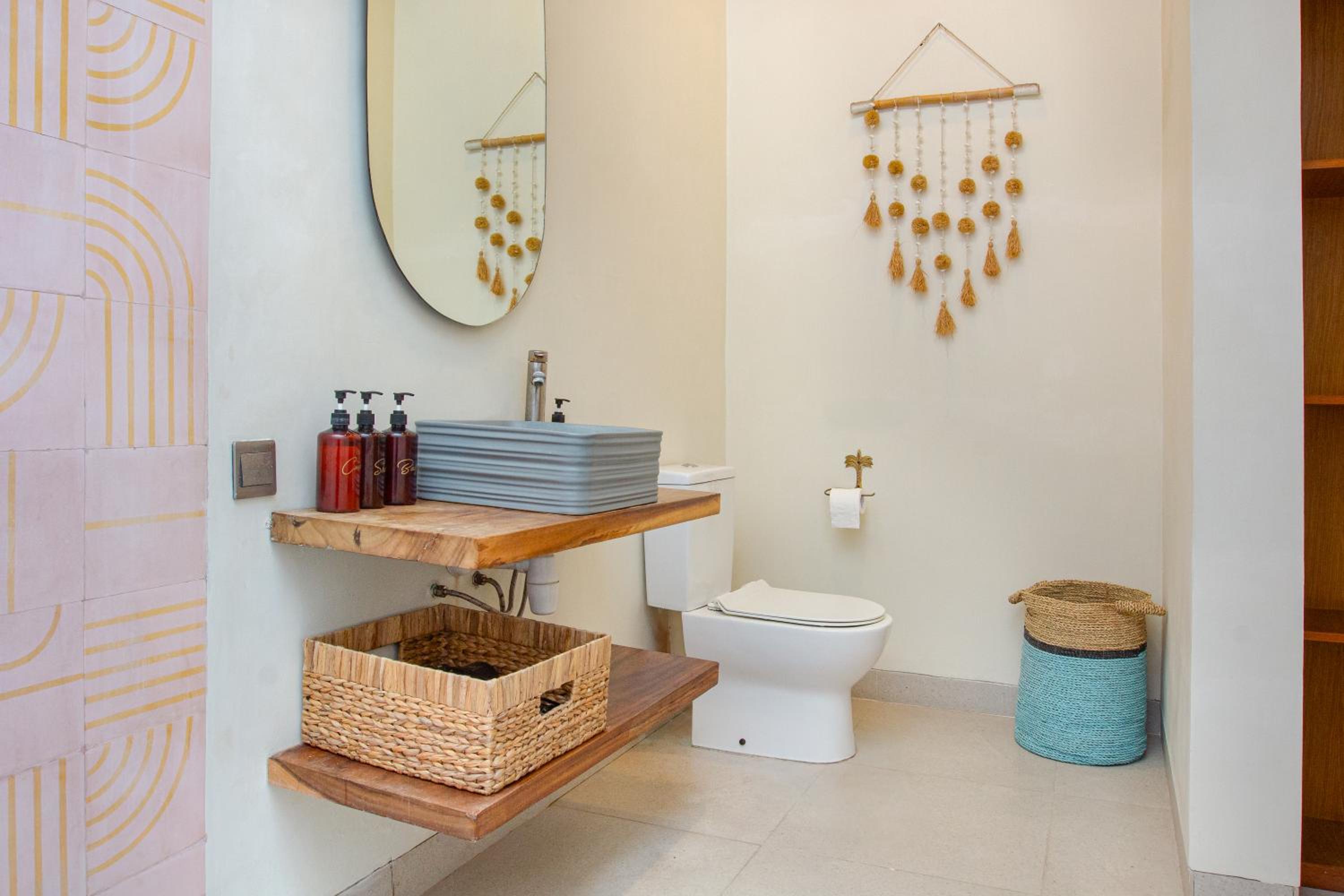 Villa Melko Stylish 4BR Villa with Pool & Rooftop Lounge