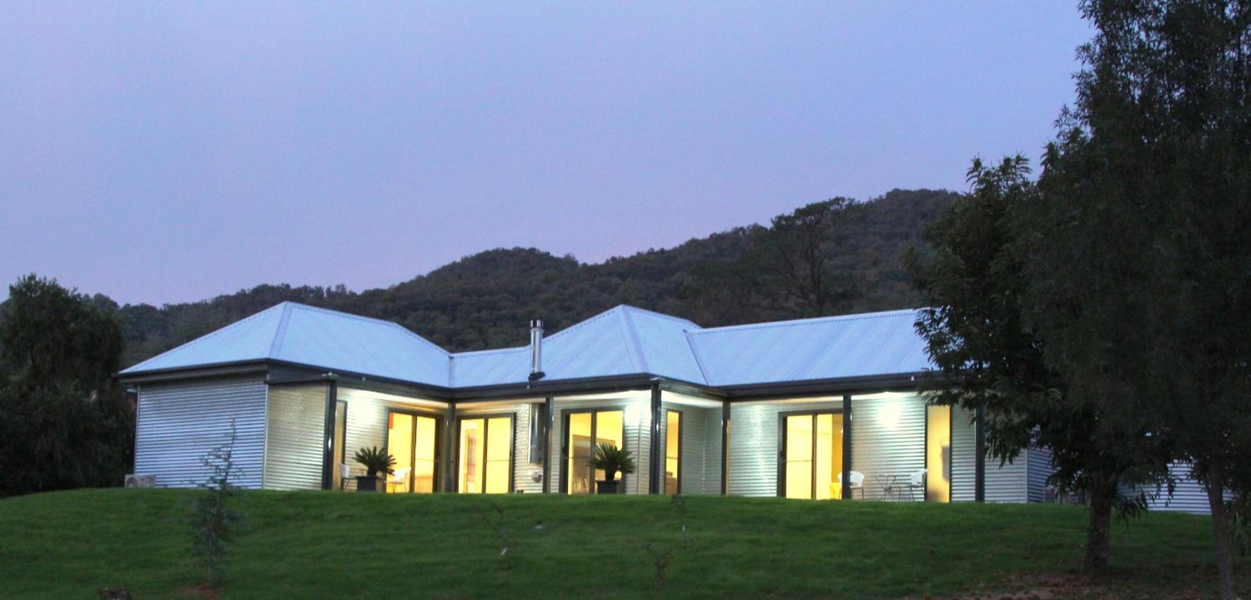 3 Bells Alpine Cottage