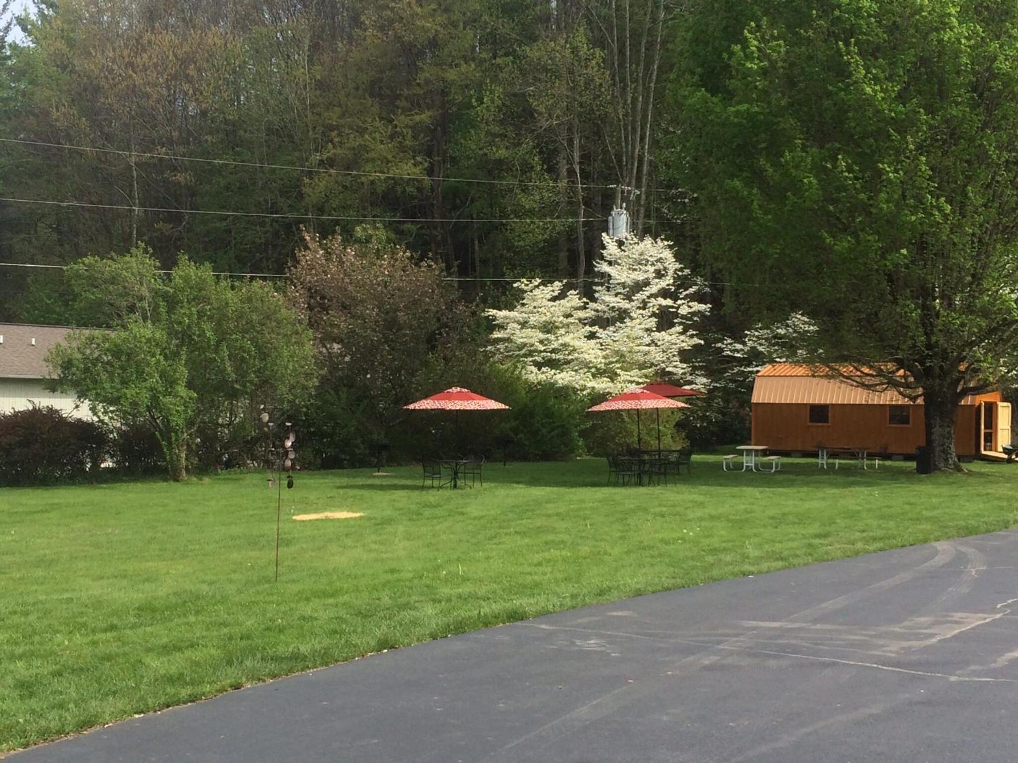 Cardinal Inn