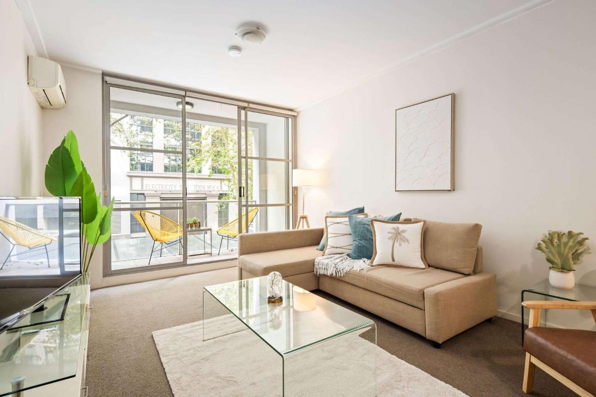 A Comfortable Studio Near Darling Harbour