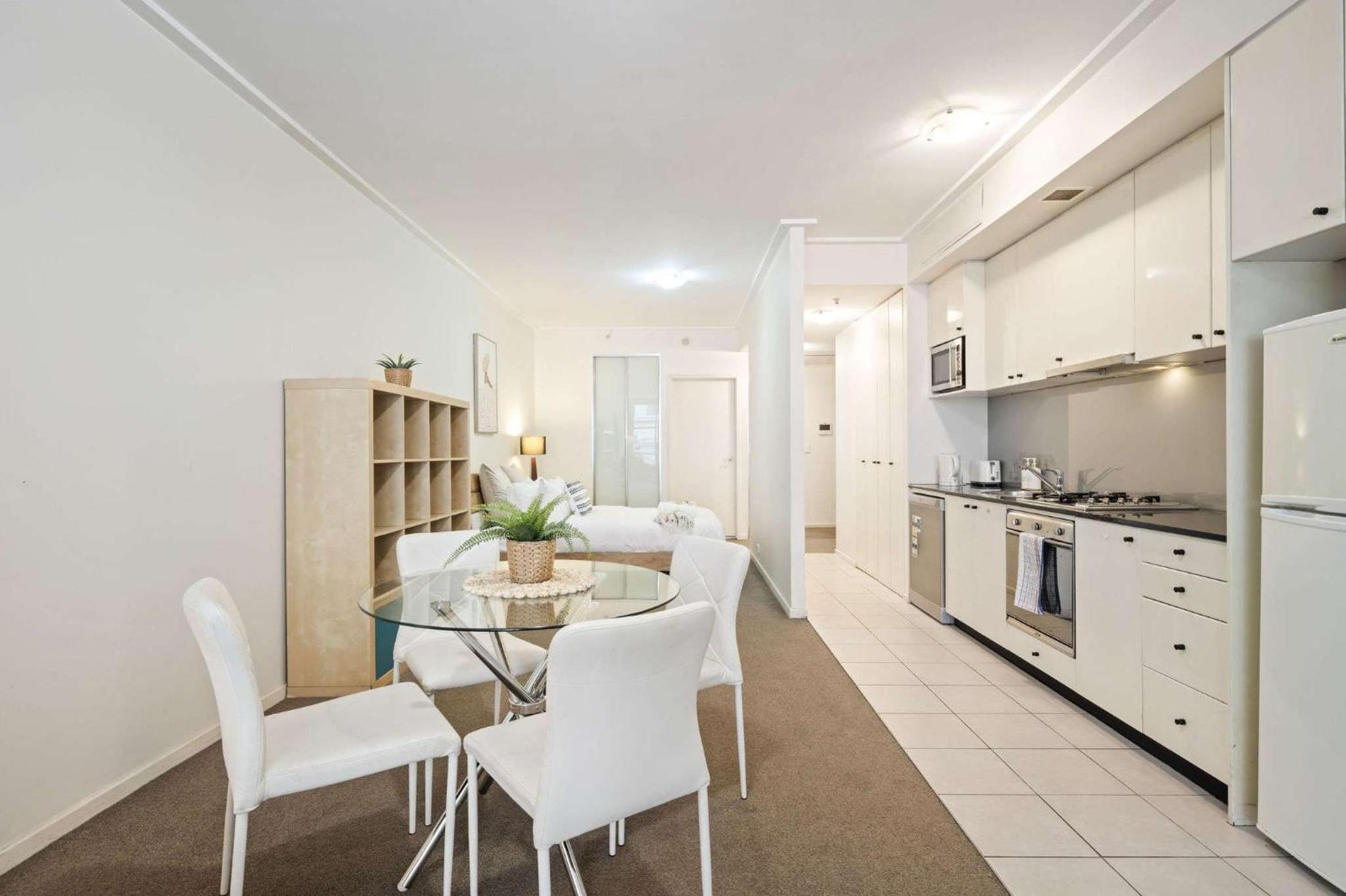 A Comfortable Studio Near Darling Harbour