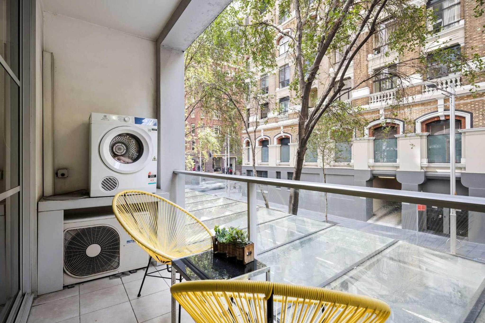 A Comfortable Studio Near Darling Harbour