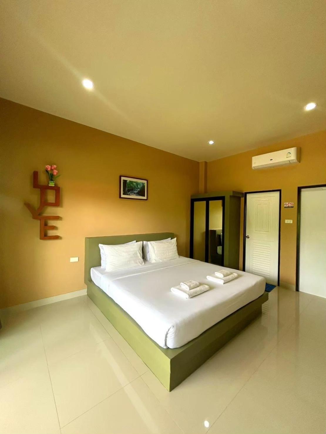 Infinite Resort and Cafe