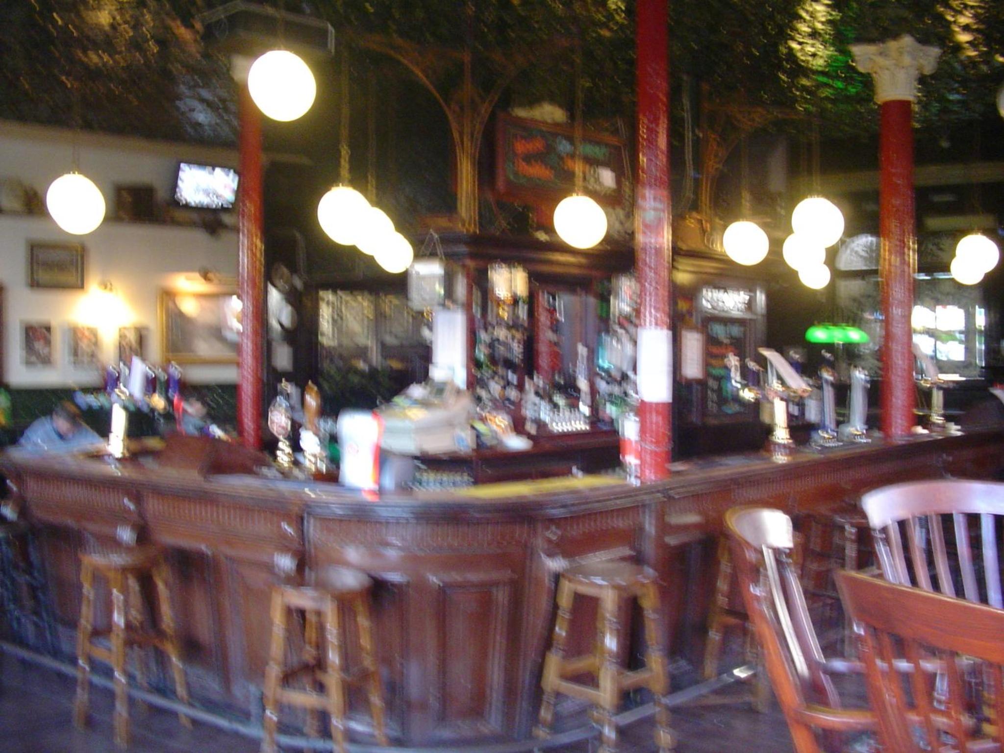 bar