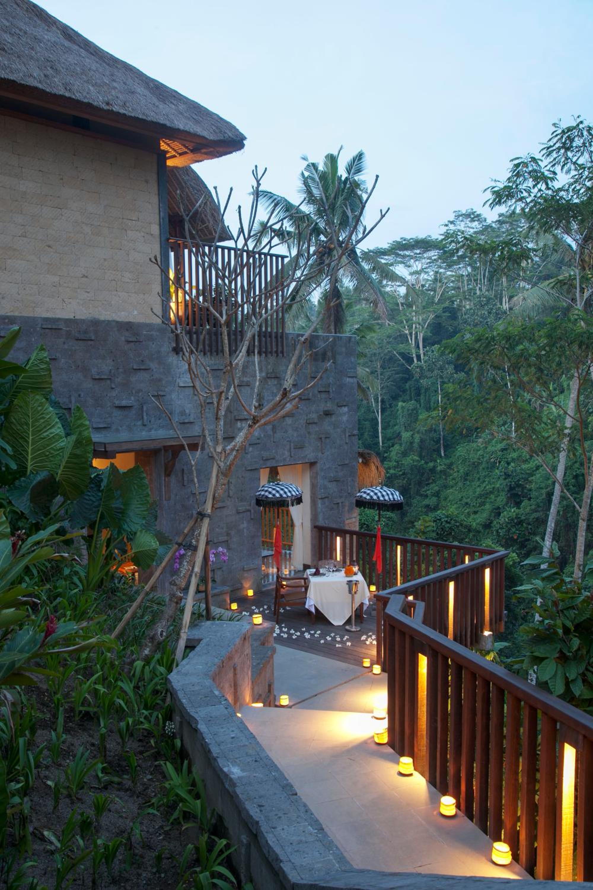 Tejaprana Resort & Spa