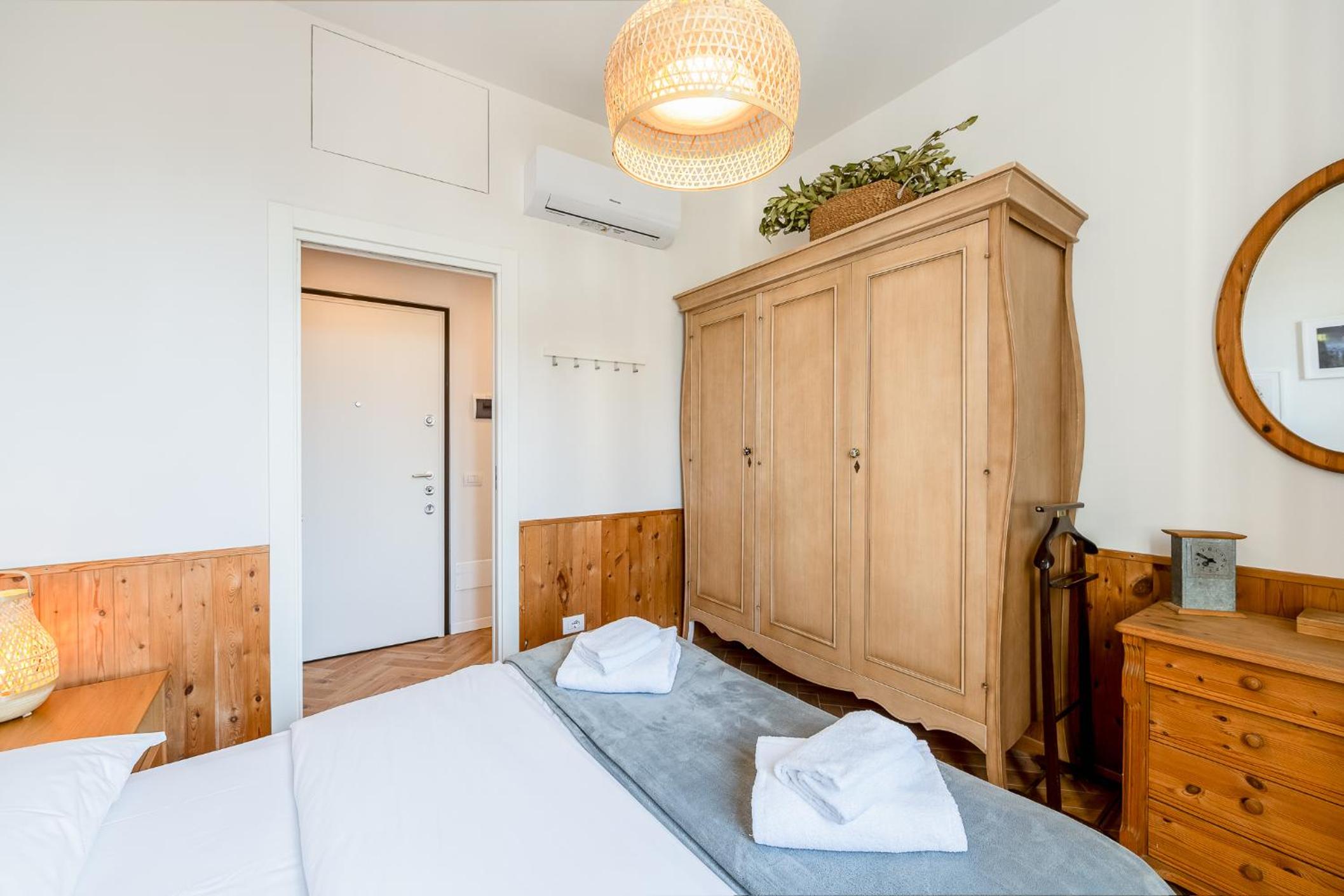 Central Station 3 Design Apartaments-2 apts with parking -1 with balcony, no box- Olympic Hub- Town Homes Milano