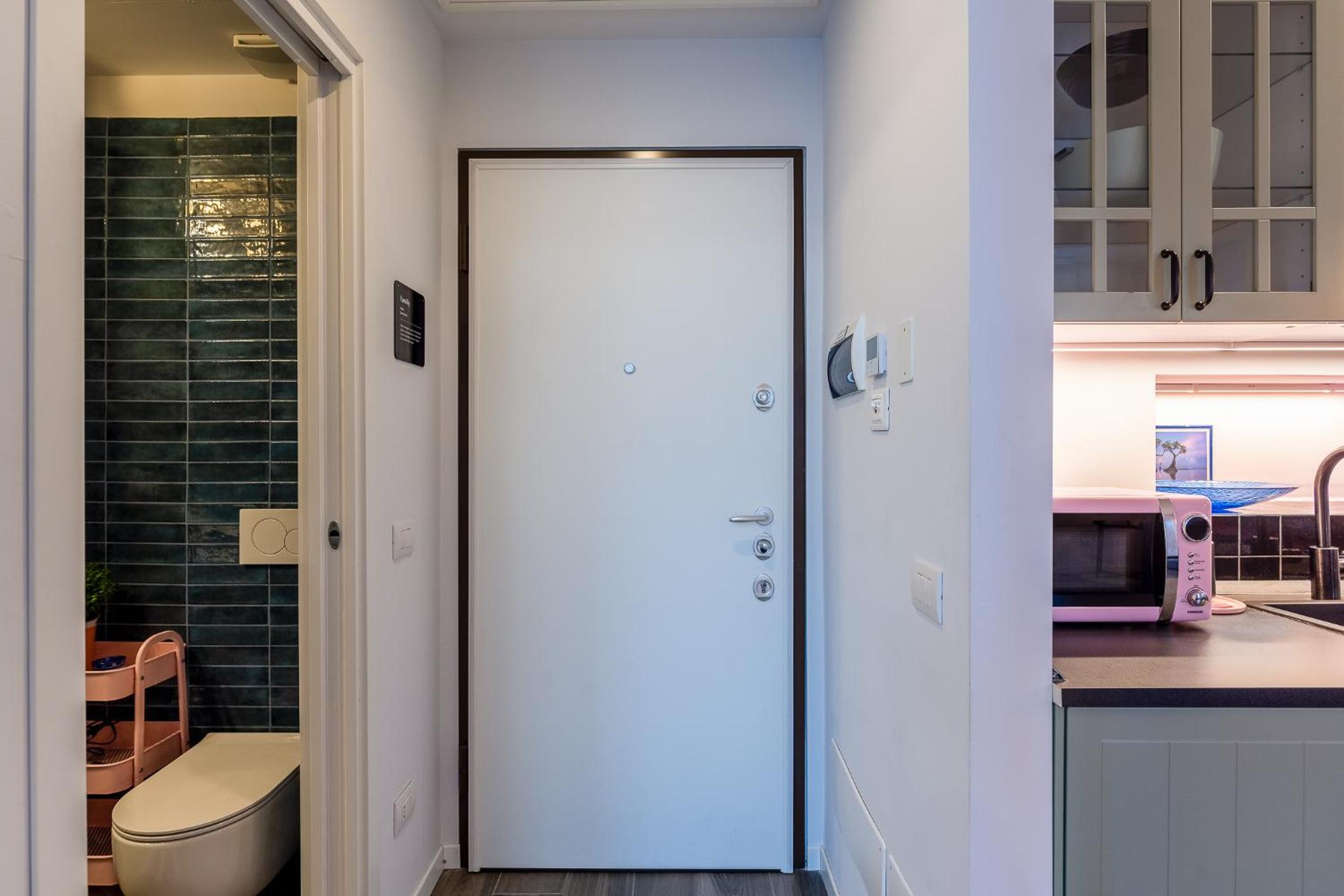 Central Station 3 Design Apartaments-2 apts with parking -1 with balcony, no box- Olympic Hub- Town Homes Milano