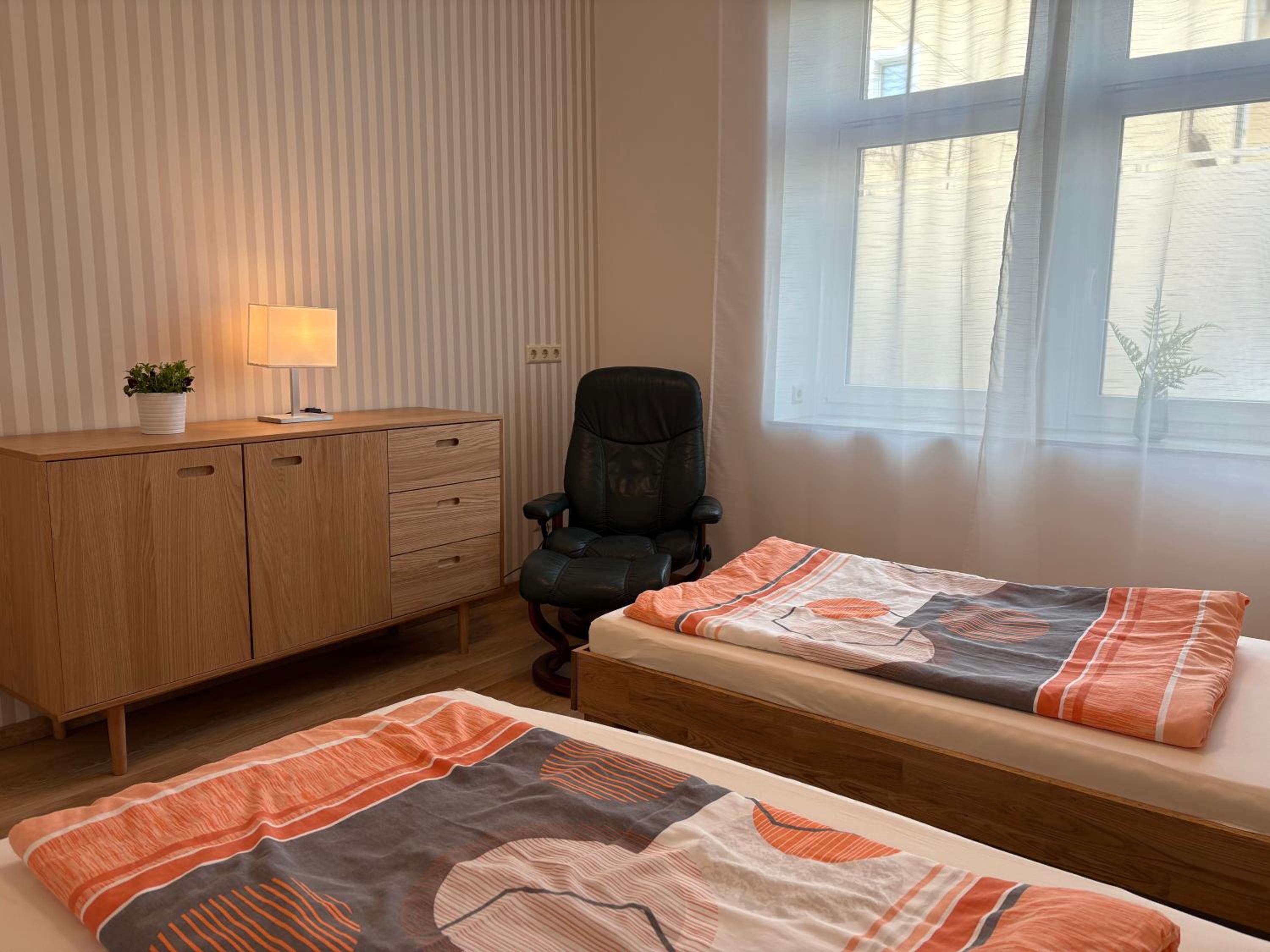 FEWO 1 Landeskrone Dresden