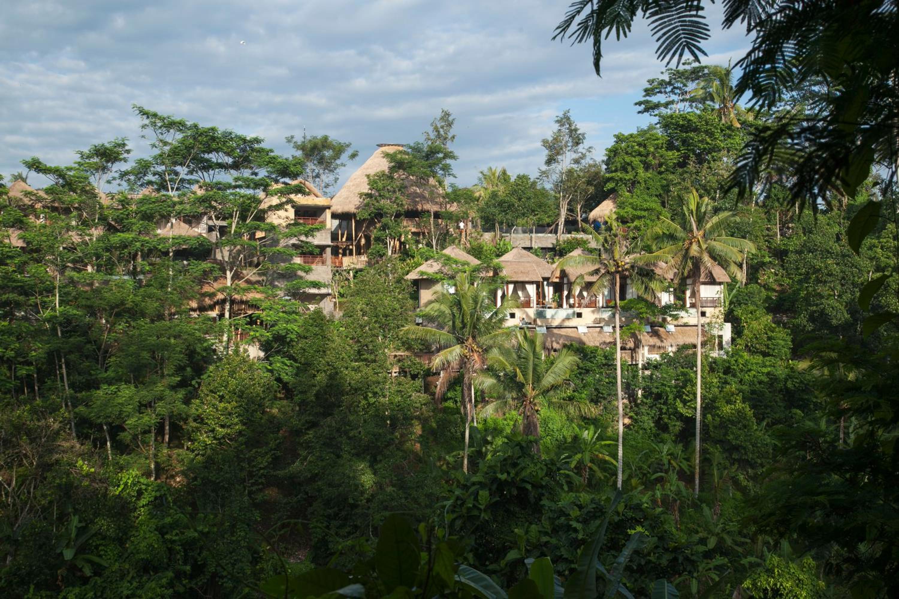 Tejaprana Resort & Spa