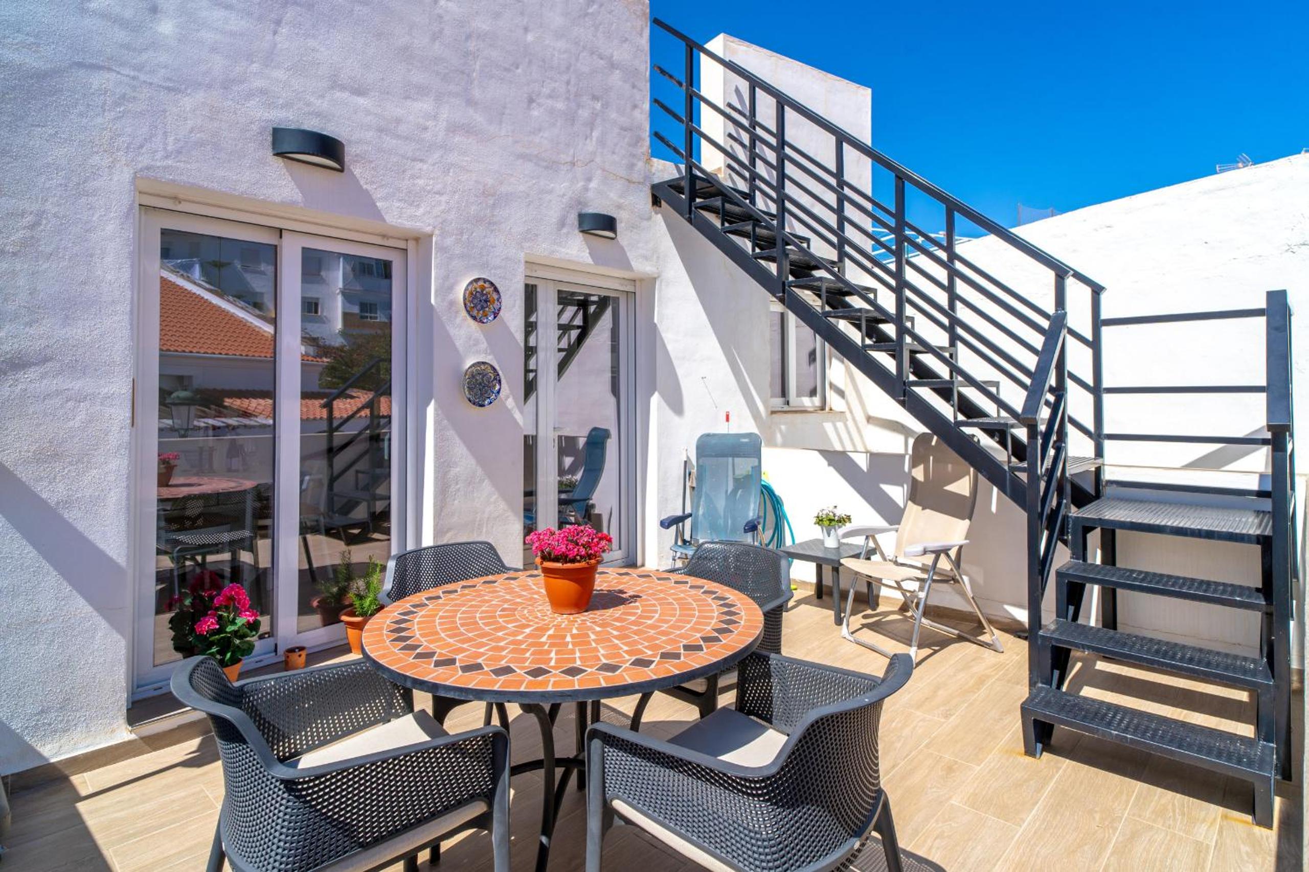 Casa Alegre by Casasol