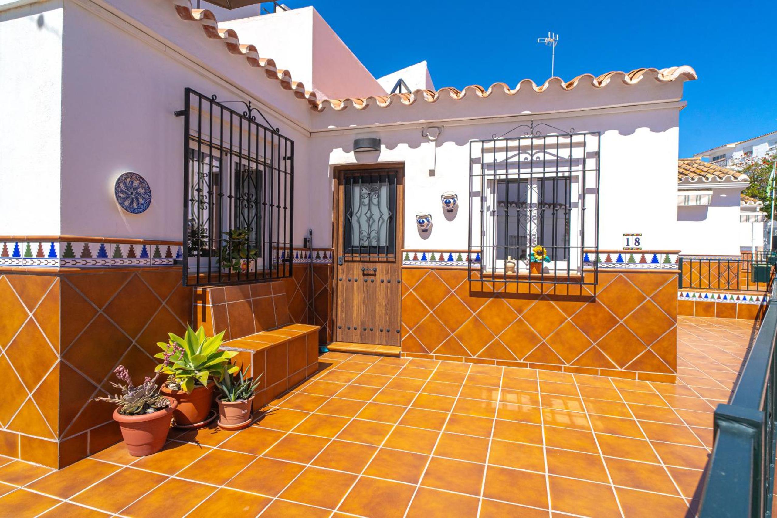 Casa Alegre by Casasol