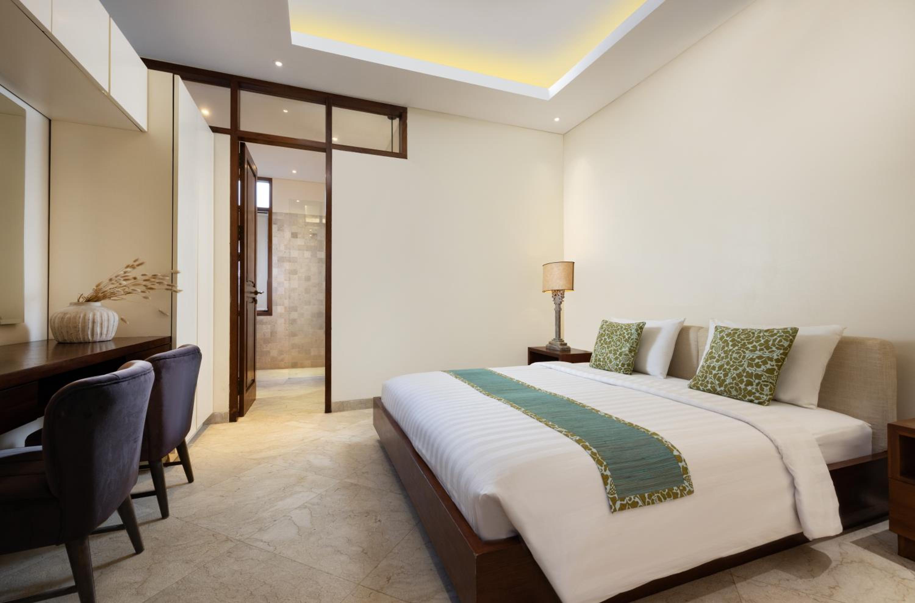 Villa Rosita Oceanfront Villa with Private Chef in Bali