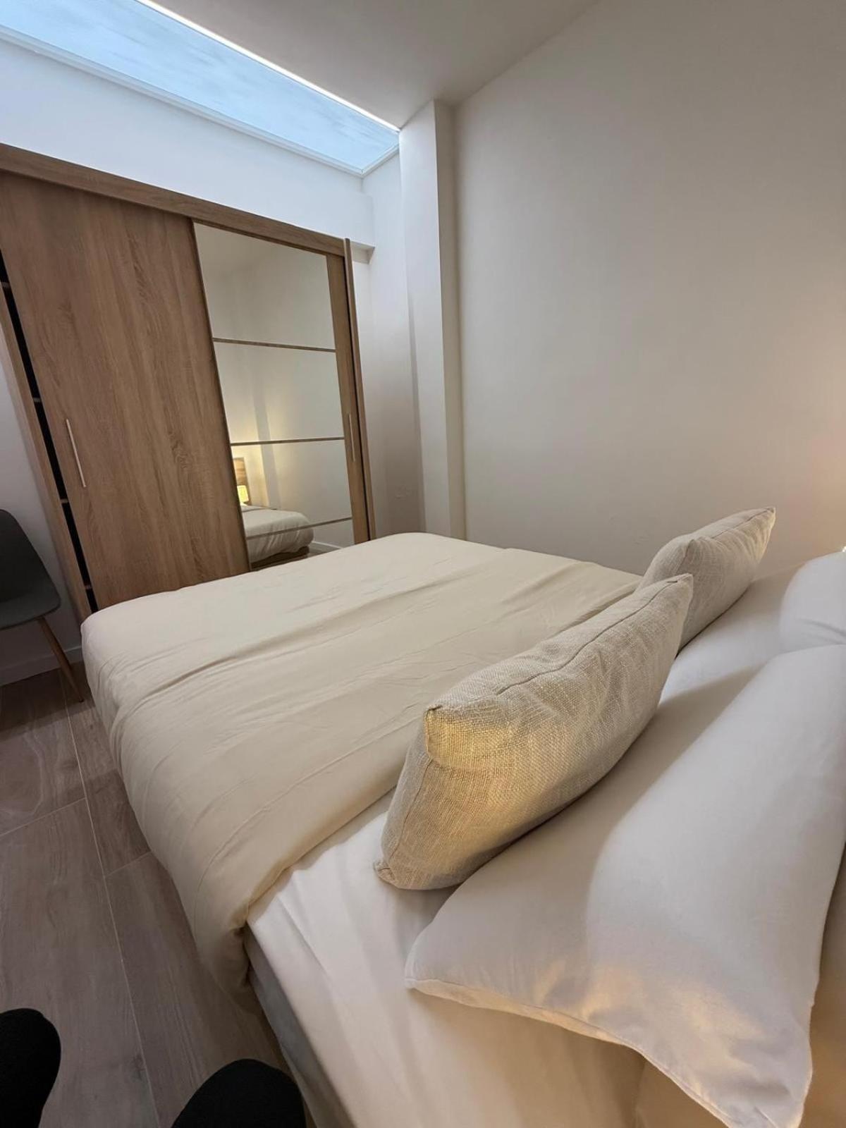 Casa Dolce Casa - Elegant 3BR Apartment Near Metro & Beach,Valencia