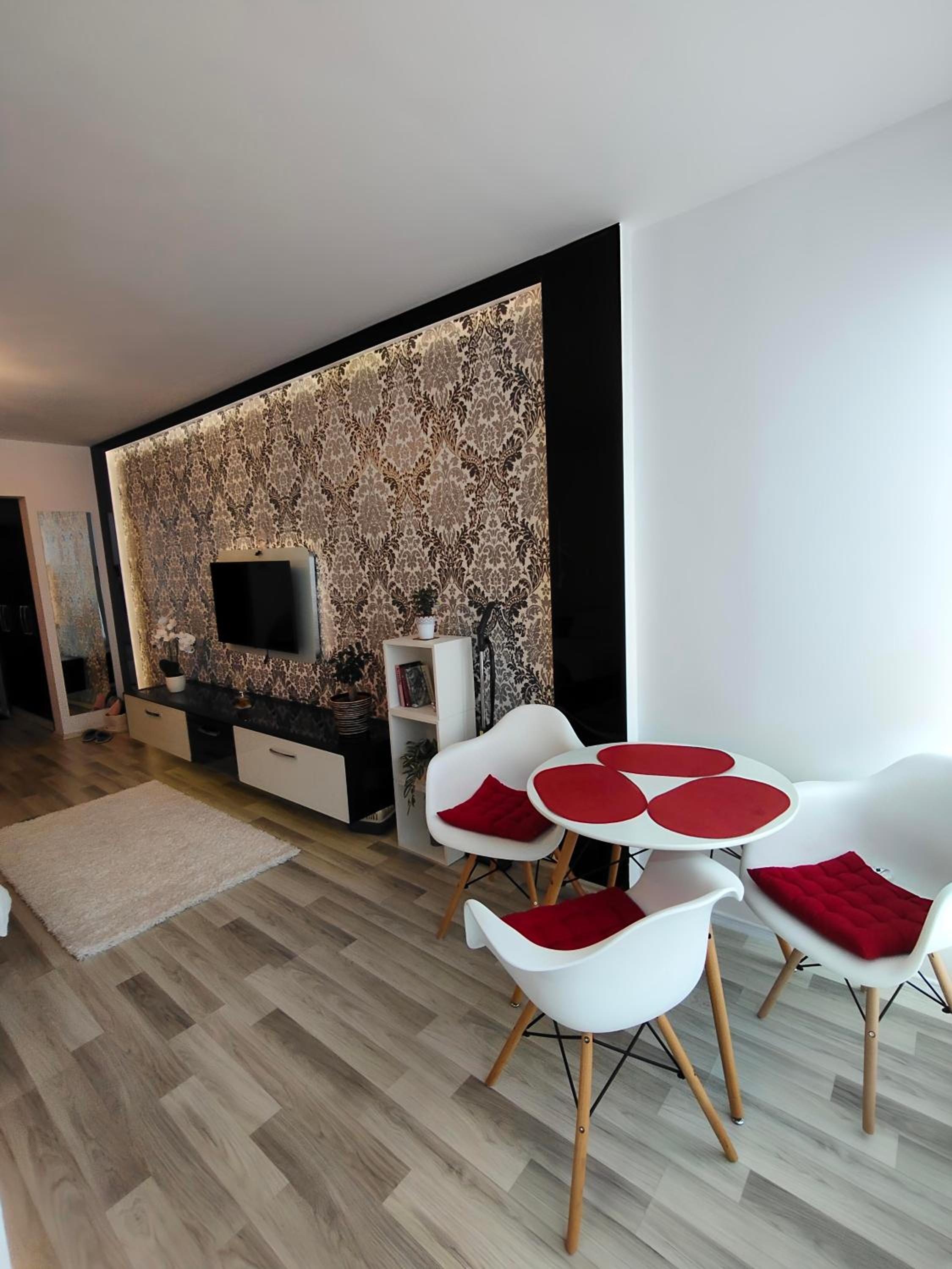 Studio Elegance
