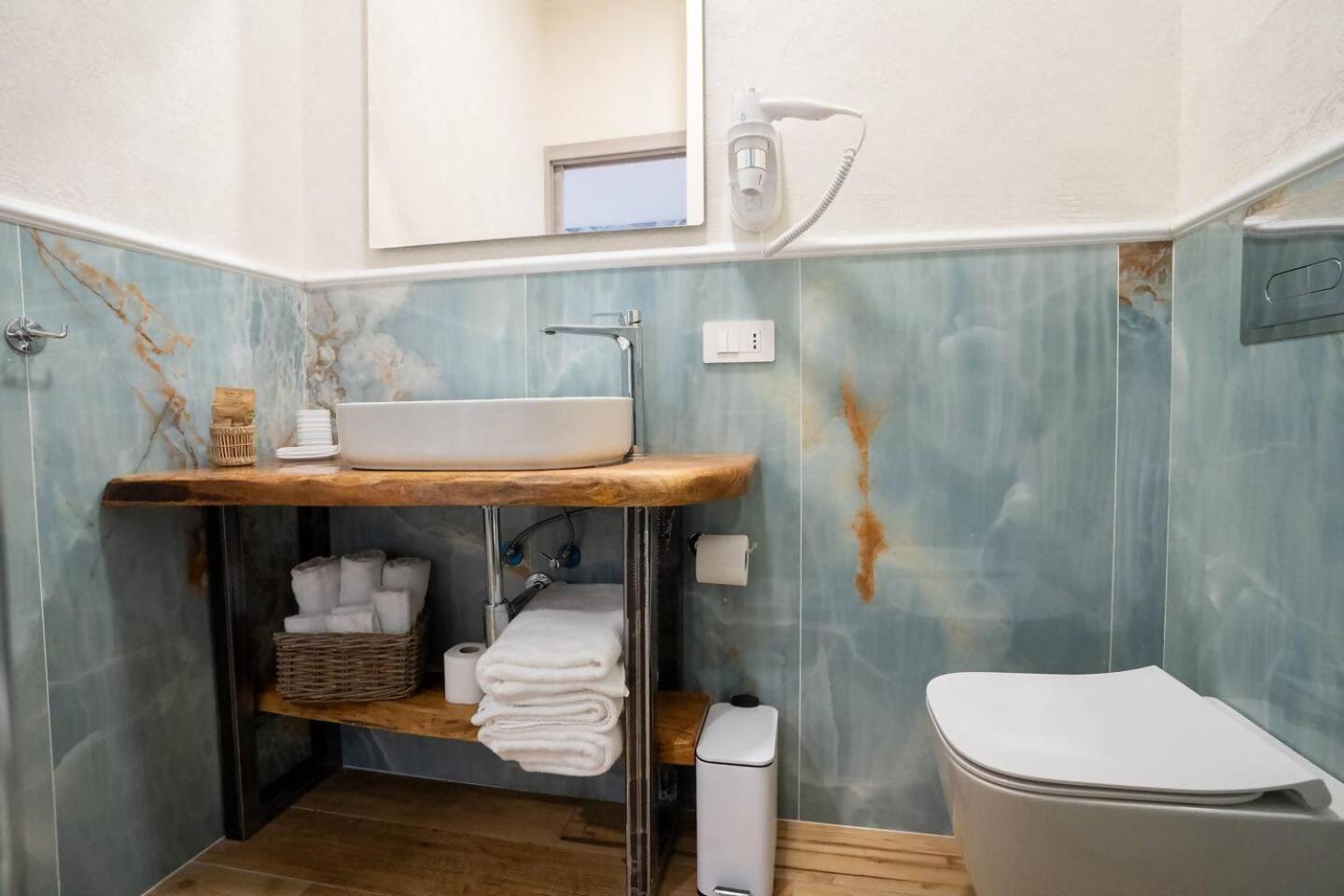 Blue Dream Suites