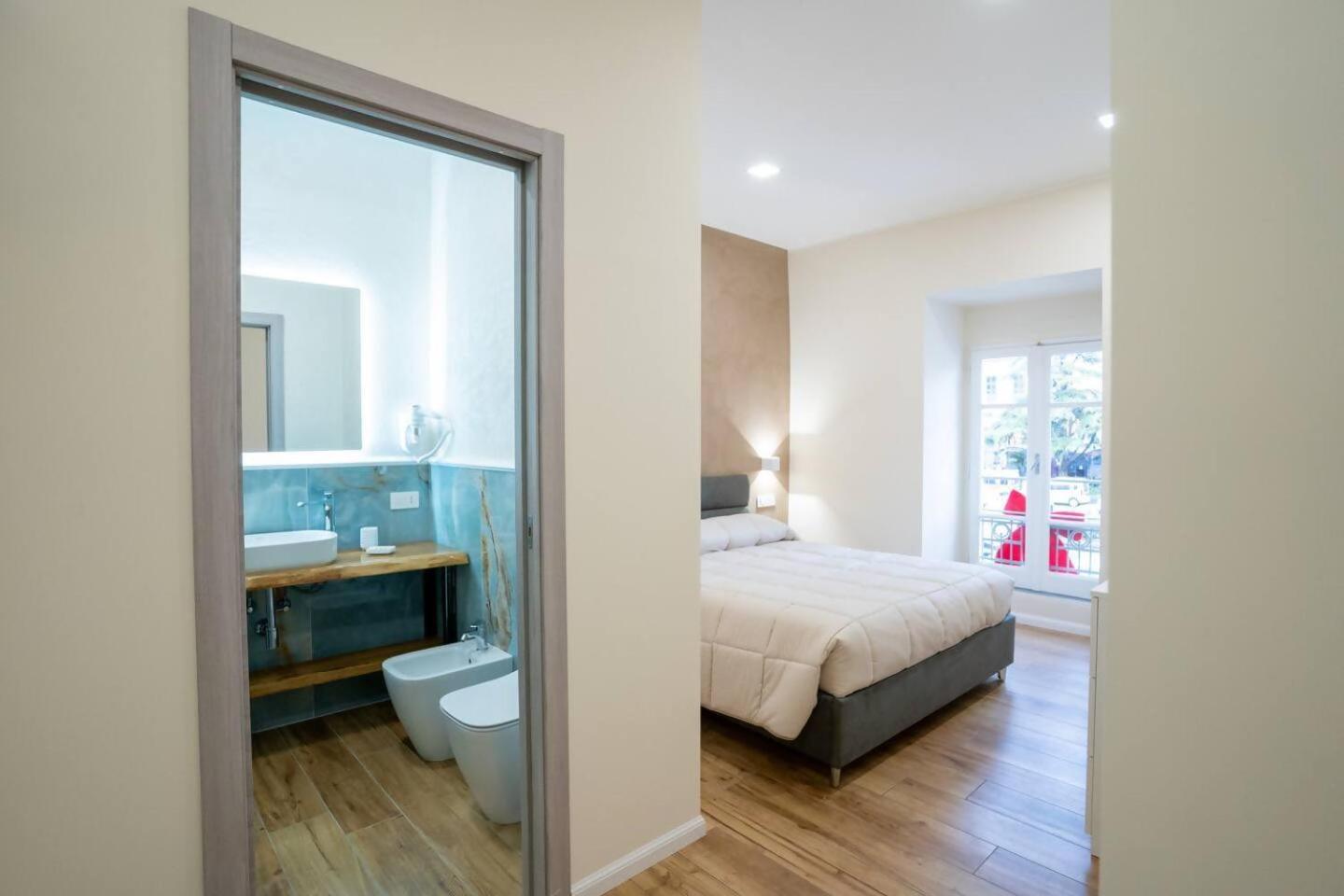 Blue Dream Suites