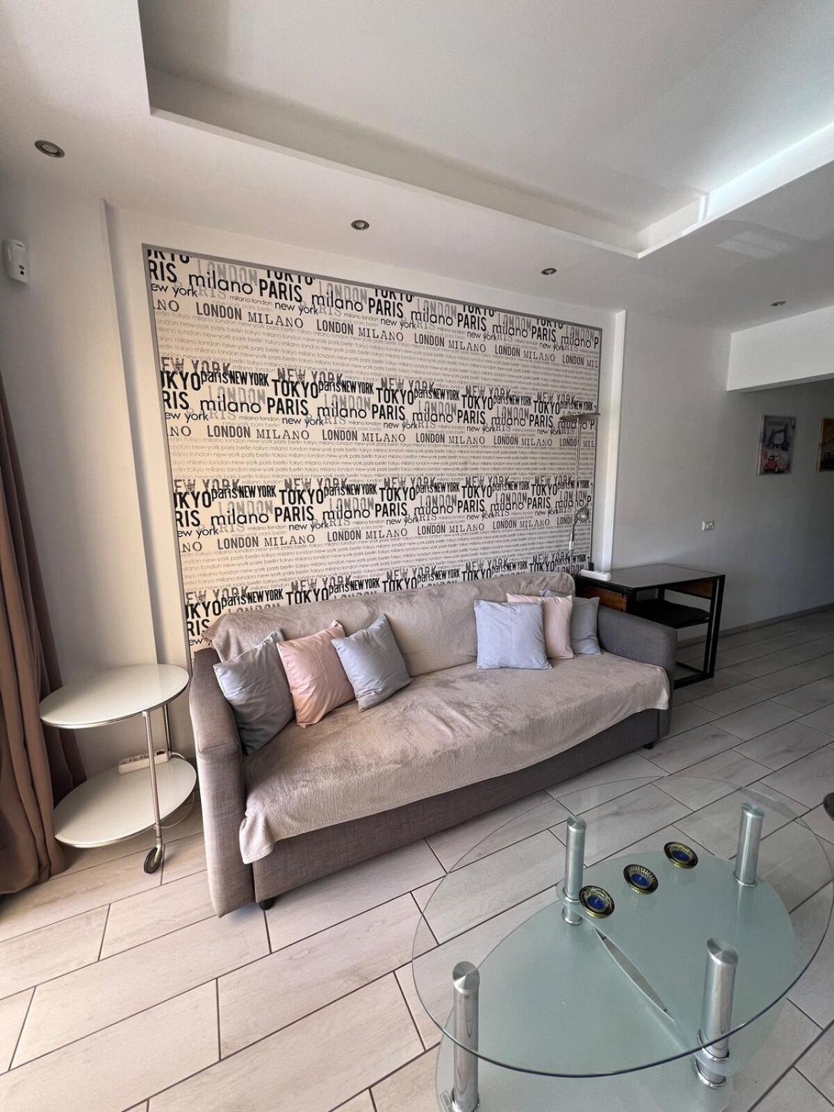 Dreamy Duo 2 Bed Apartment - Orlandito