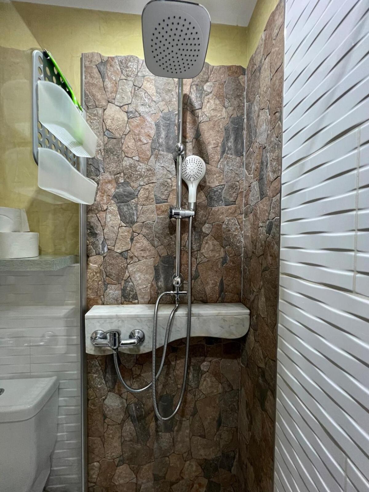 Dreamy Duo 2 Bed Apartment - Orlandito
