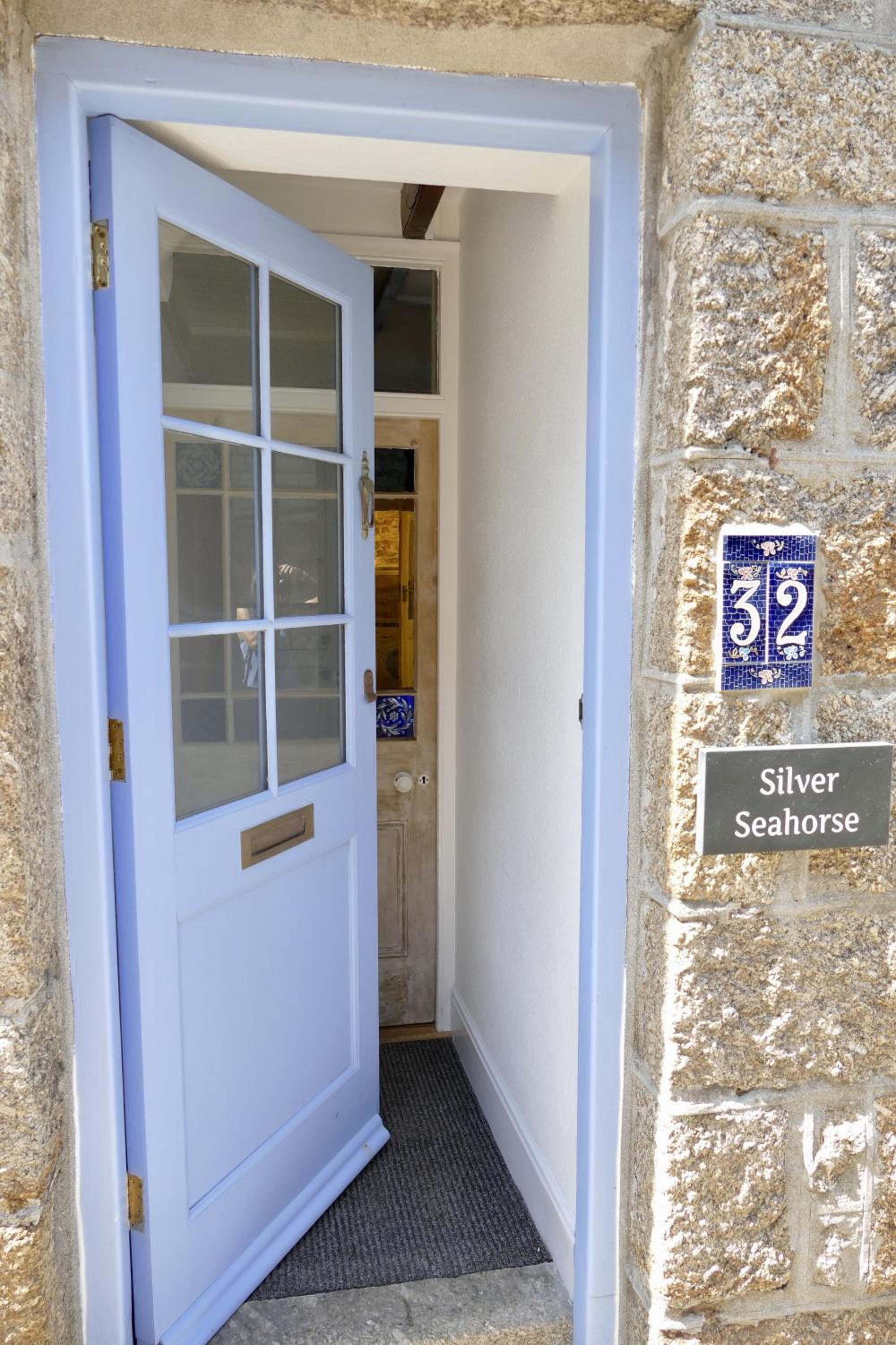 Silver Seahorse a classic fishermans cottage