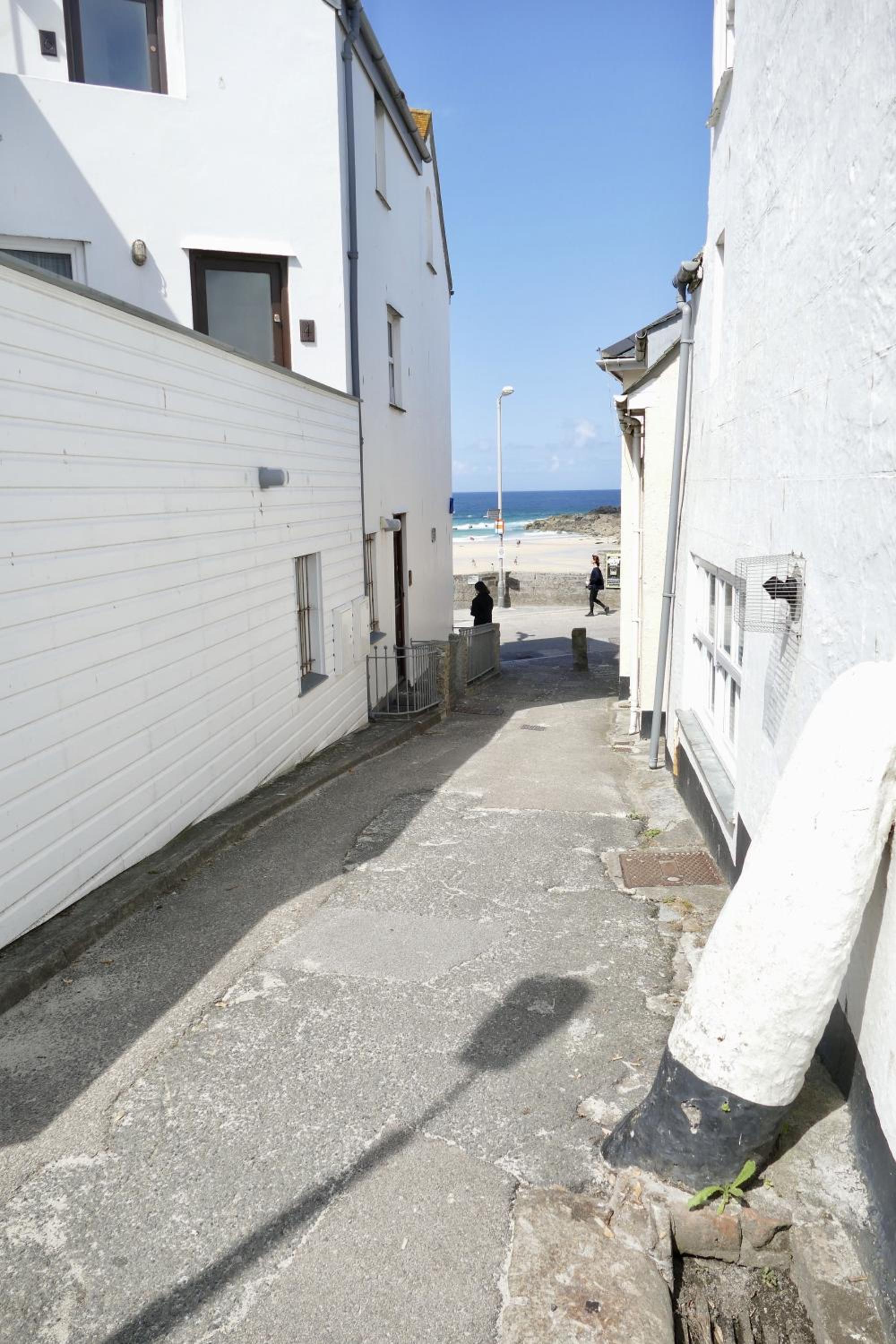 Silver Seahorse a classic fishermans cottage