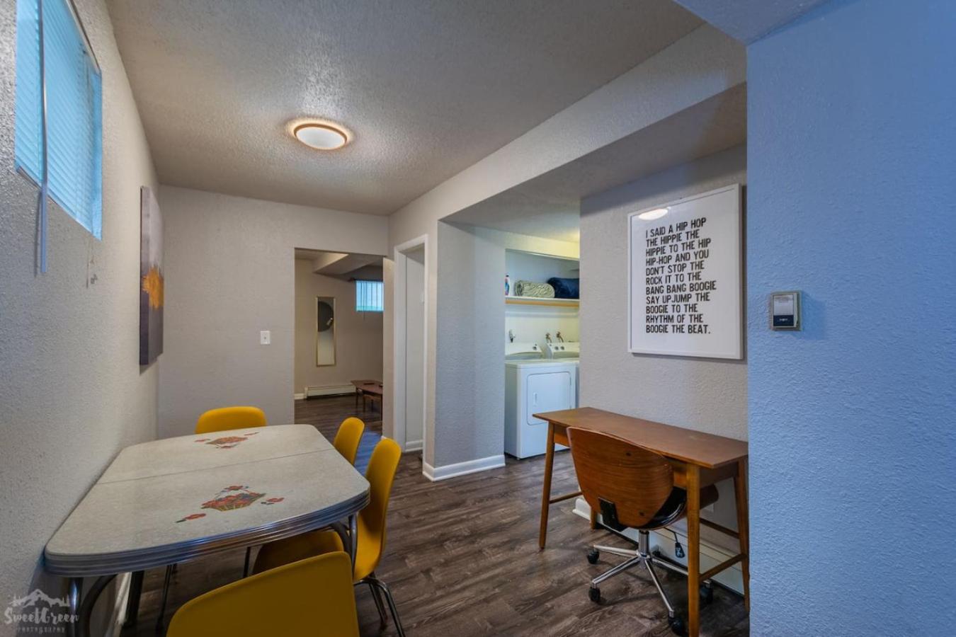 Charming 2 Bed Start Your Denver Adventure