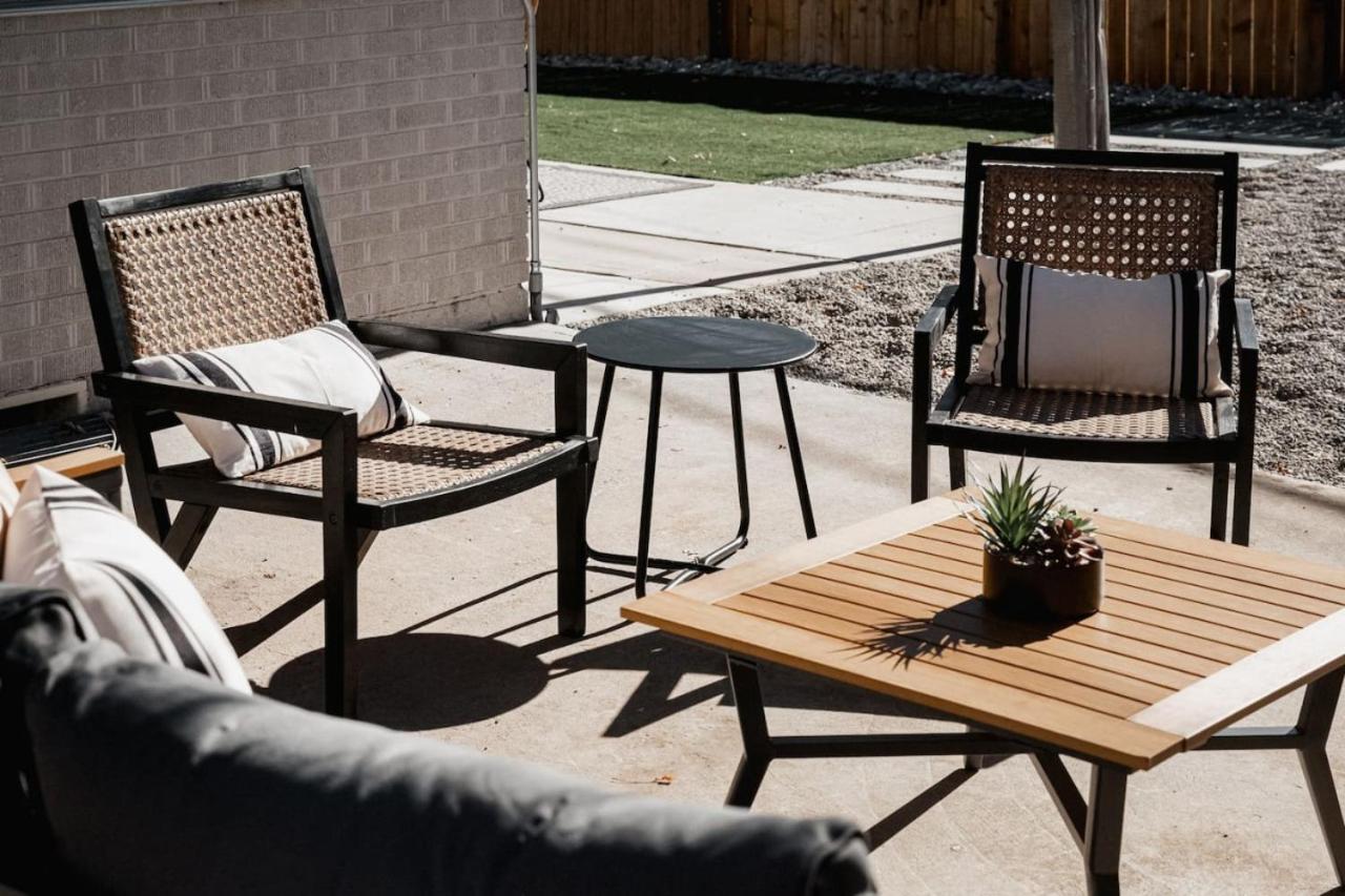 Luxe Home with Hot Tub Movie Room and Firepit Near Denver