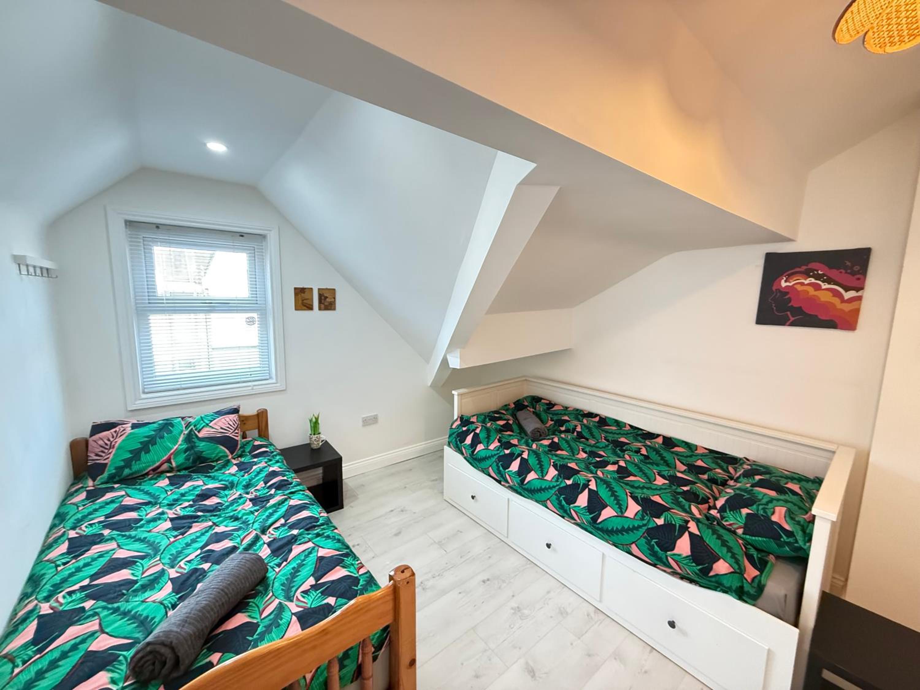 Holm from Home sleeps 10