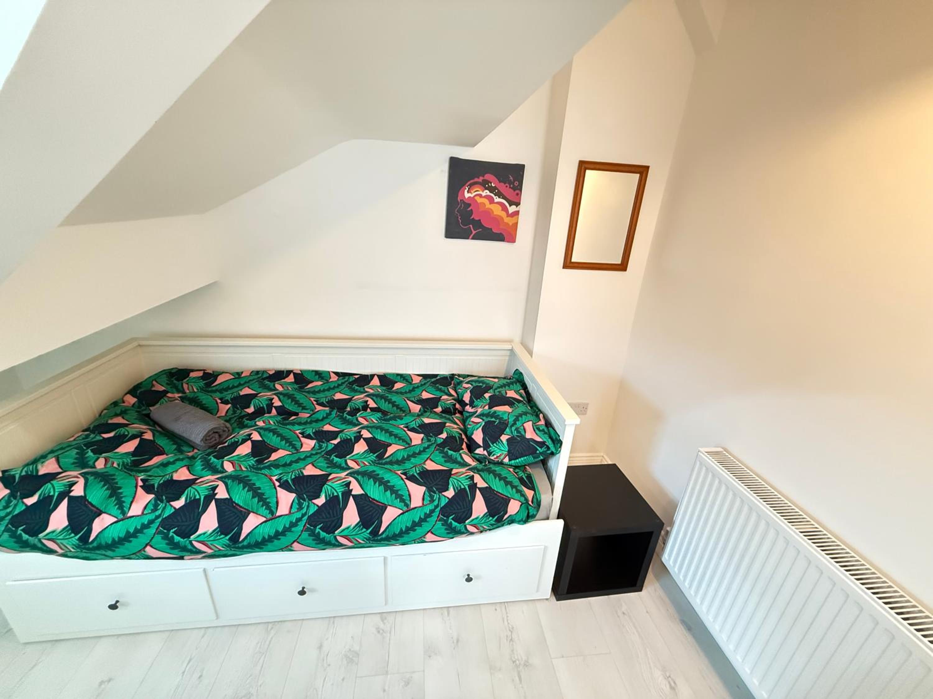 Holm from Home sleeps 10