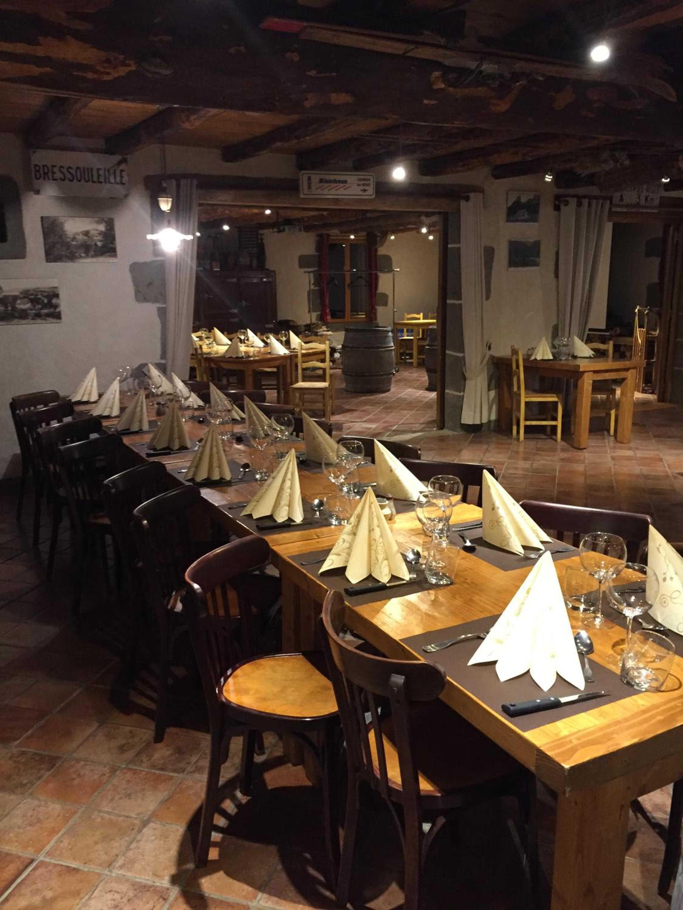 restaurant