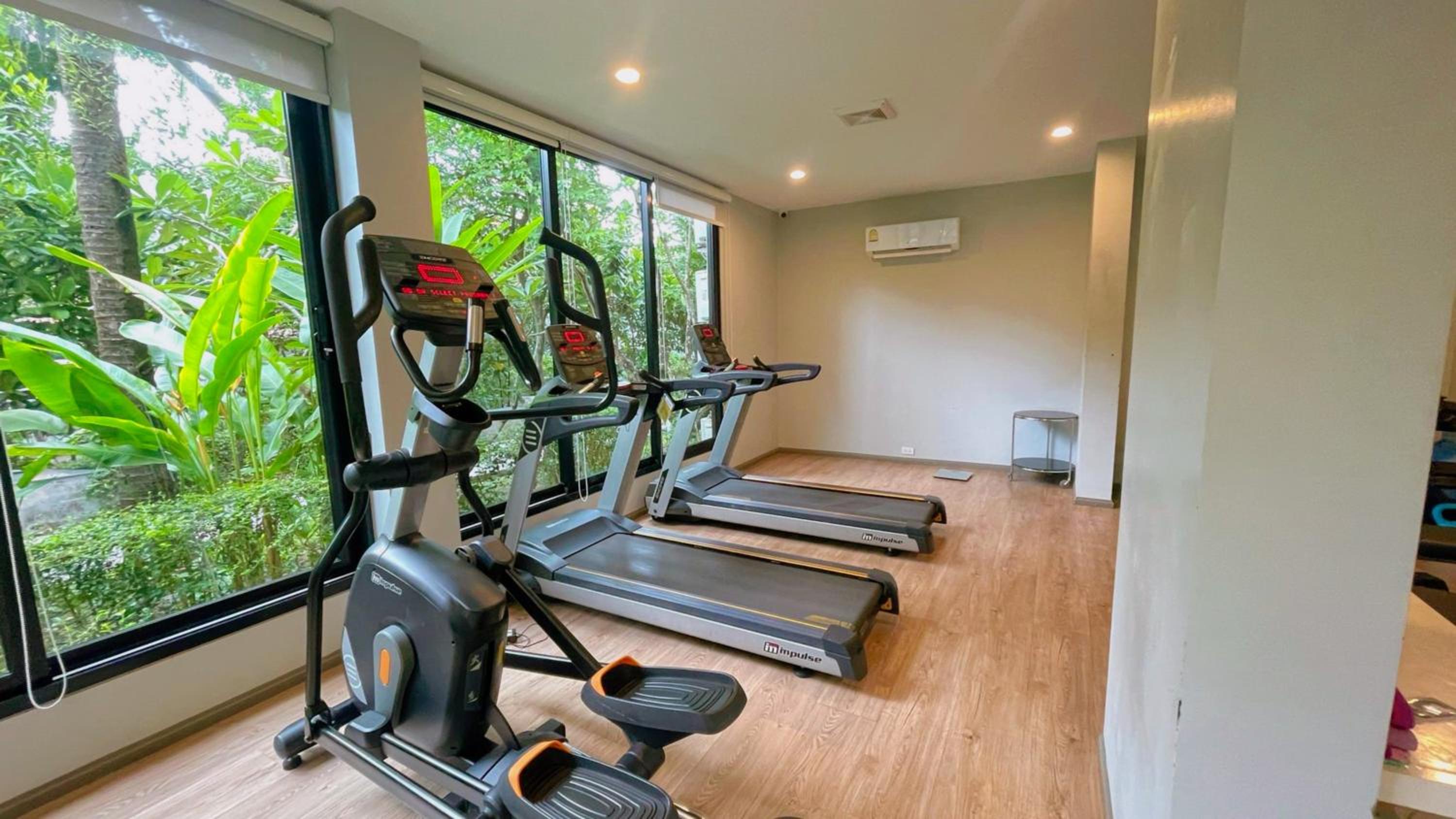 Digital Nomad Home Away With Pool & Gym