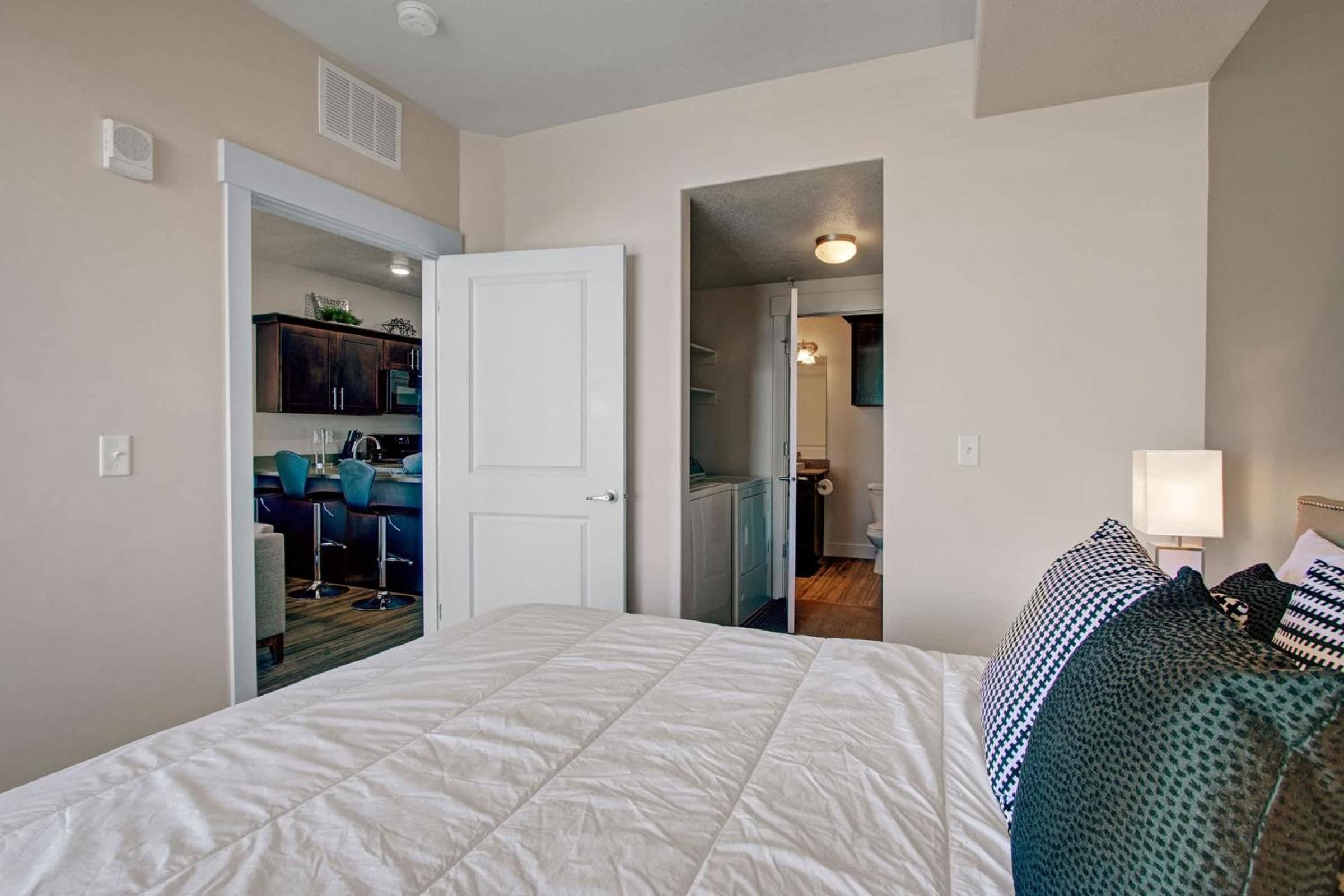 Ultra-Luxury 2BR Downtown Condo