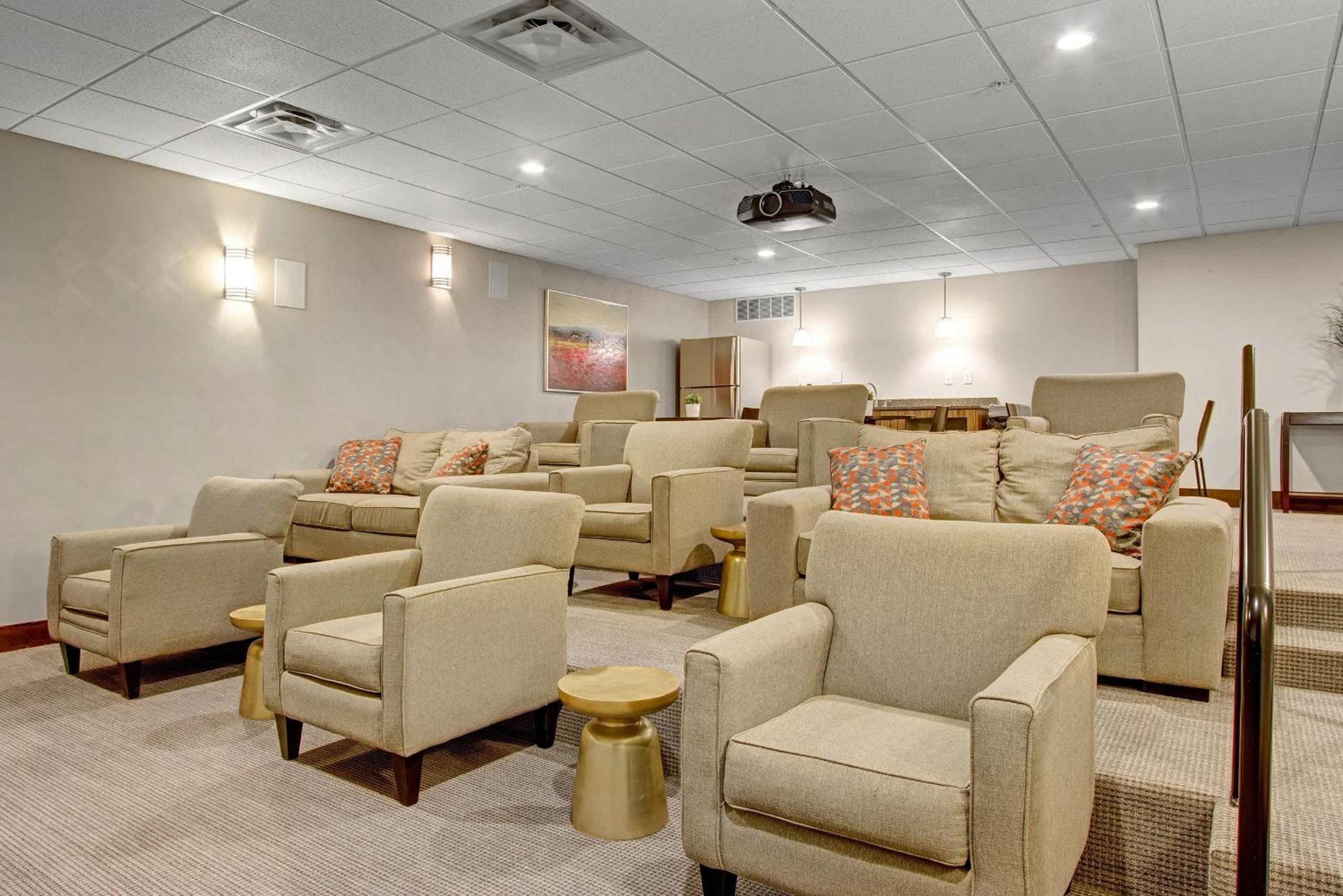 Ultra-Luxury 2BR Downtown Condo