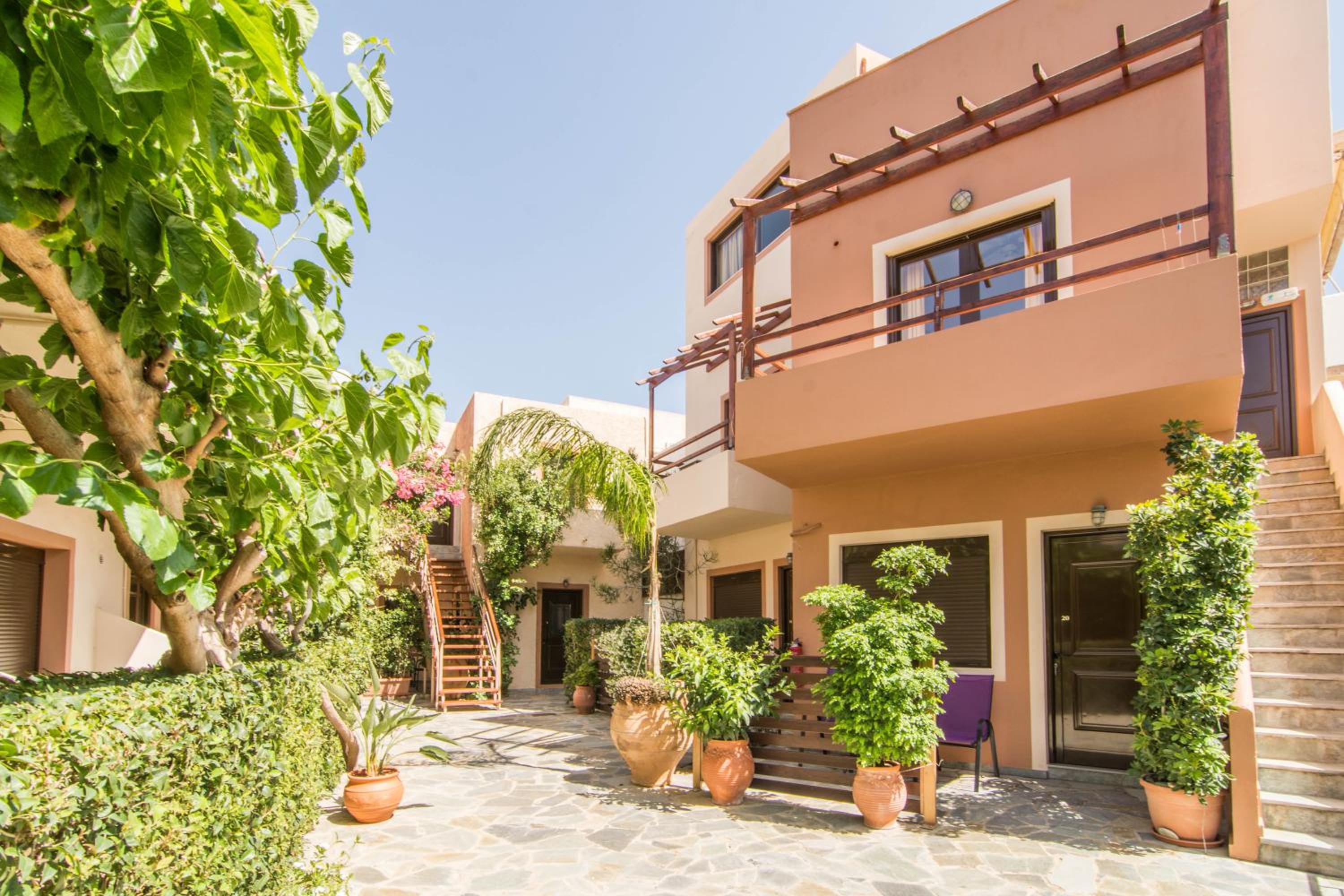 Lito Apartments Paleochora photo 2