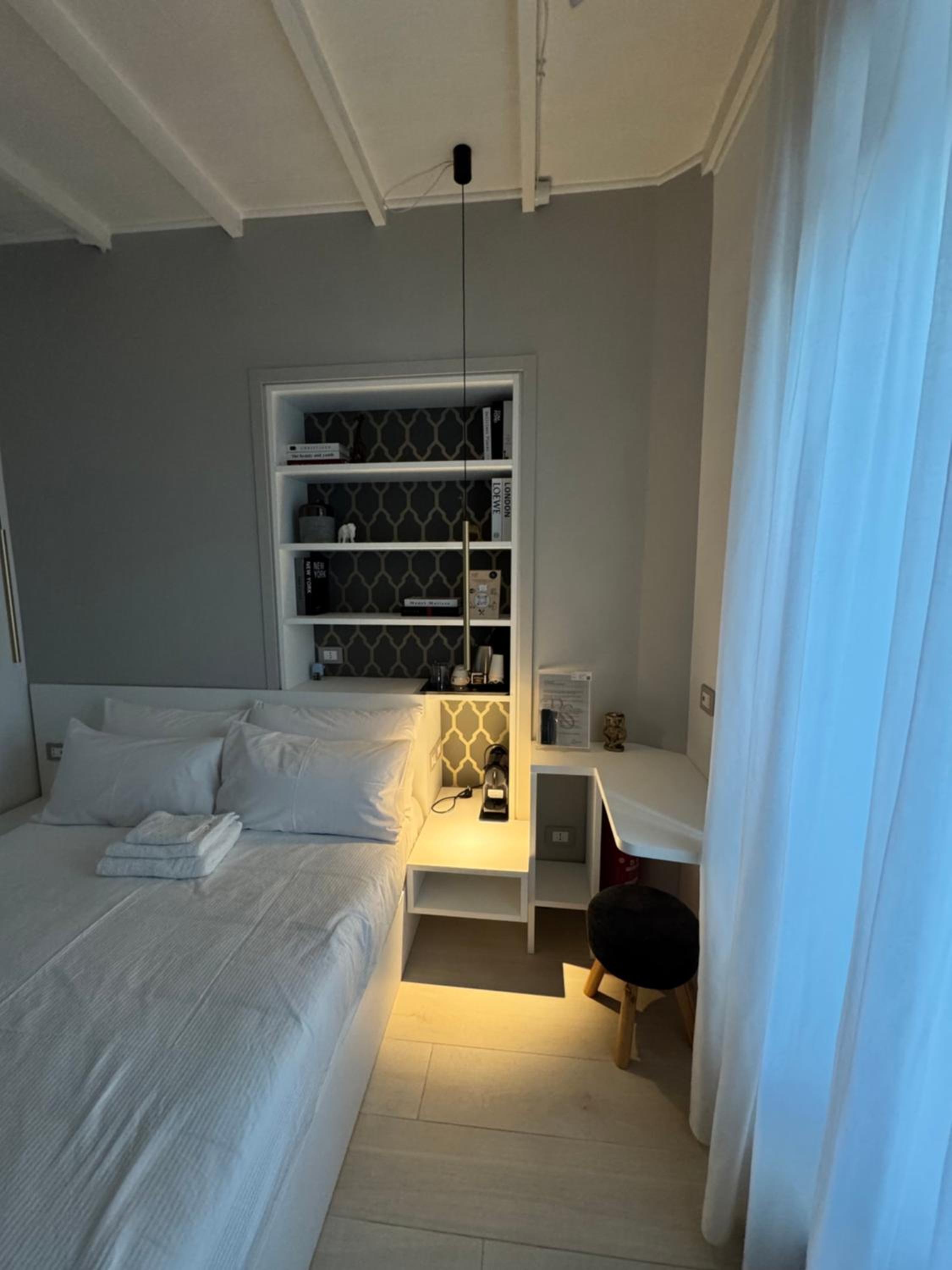 Ponte Milvio Suite & Parking- La Chambre de Sophie