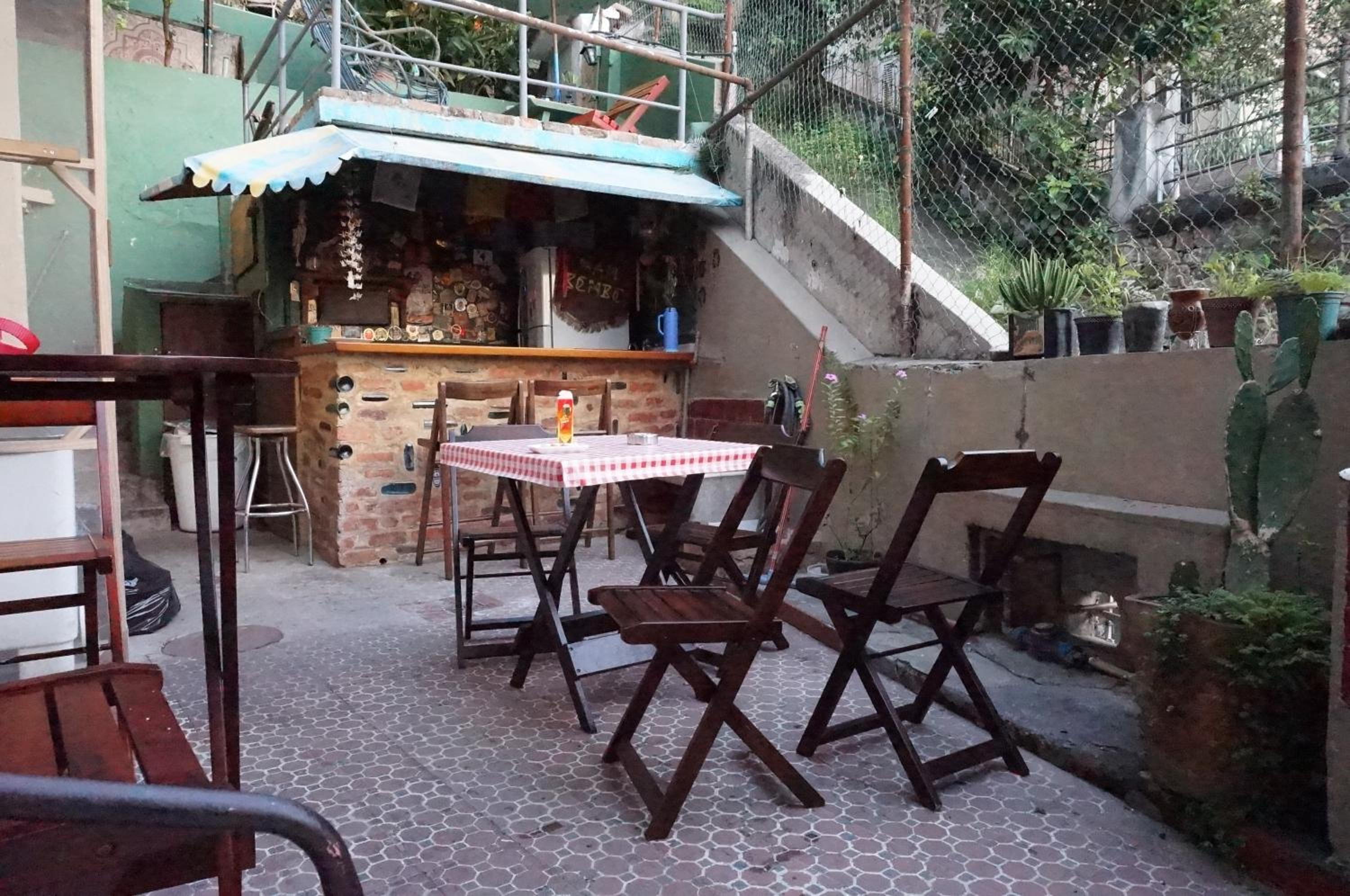 Mambembe Hostel