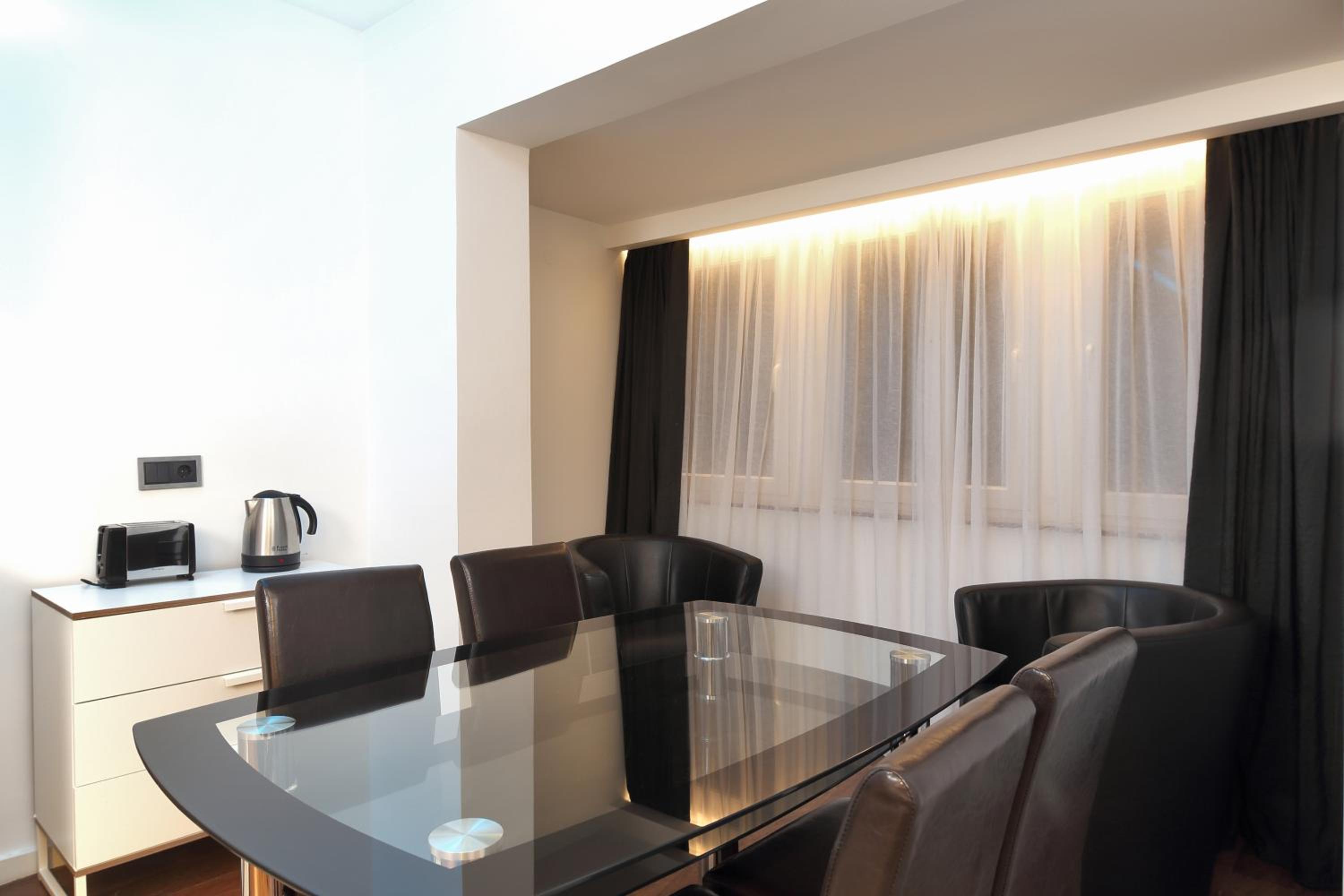 The Queen Luxury Apartments - Villa Medici