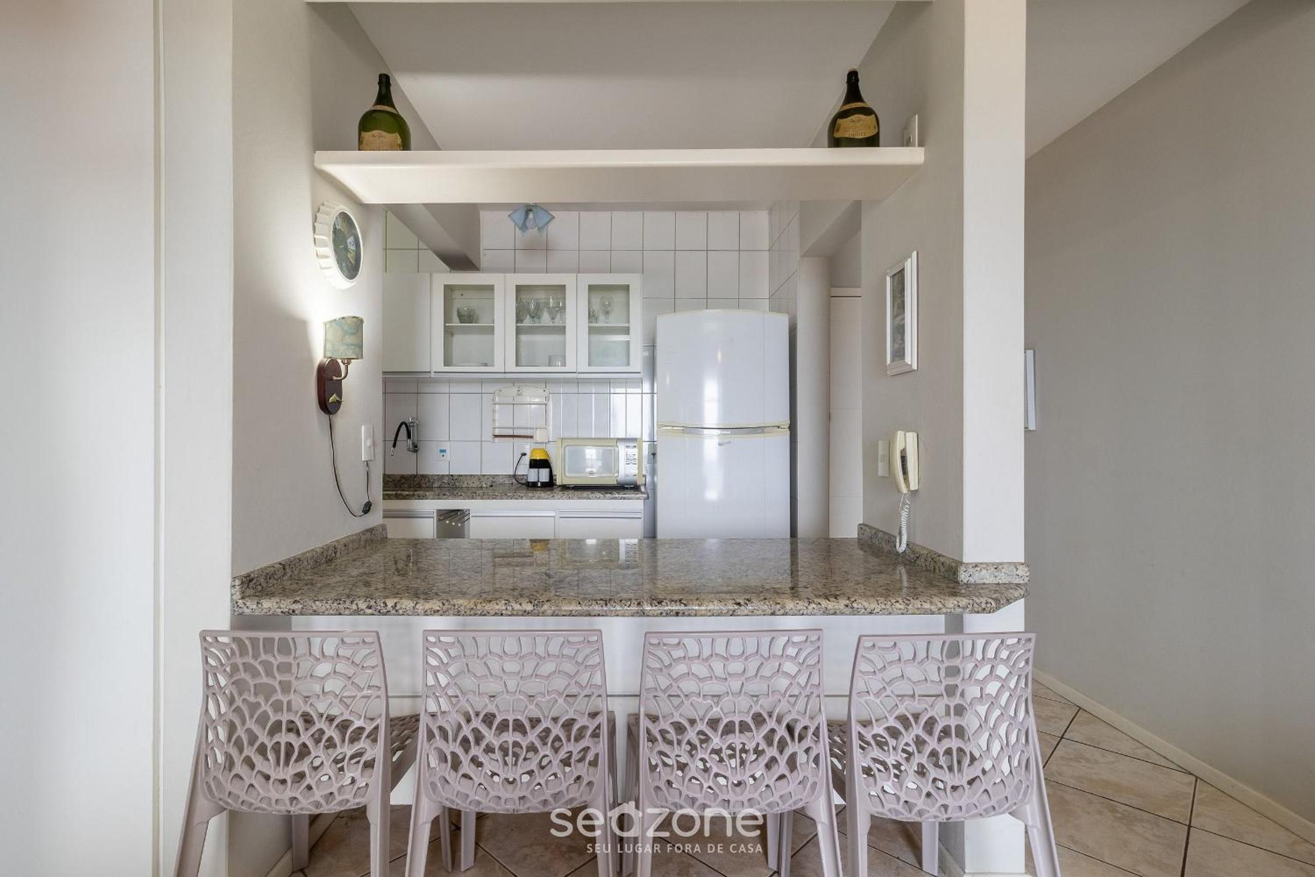 Charming Apt with Balcony and Sea View EDJ0410